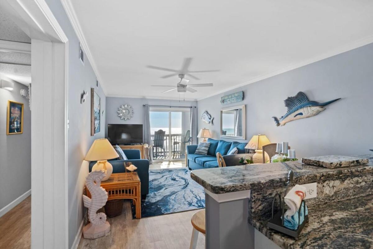 Chateau By the Sea Cozy Oceanfront Unit B3