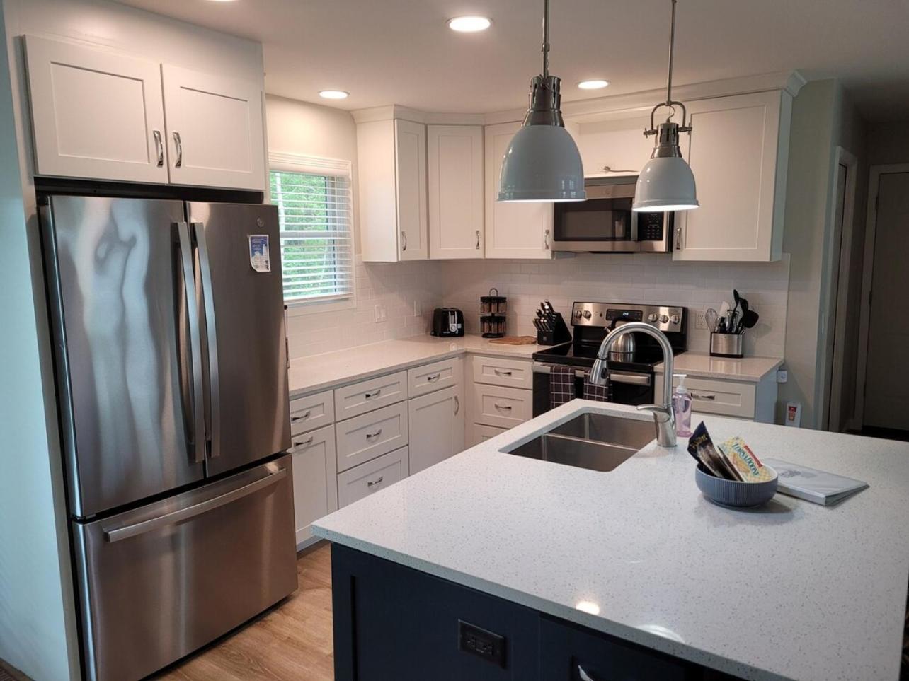 White Birch - Riverfront and Newly-Remodeled!