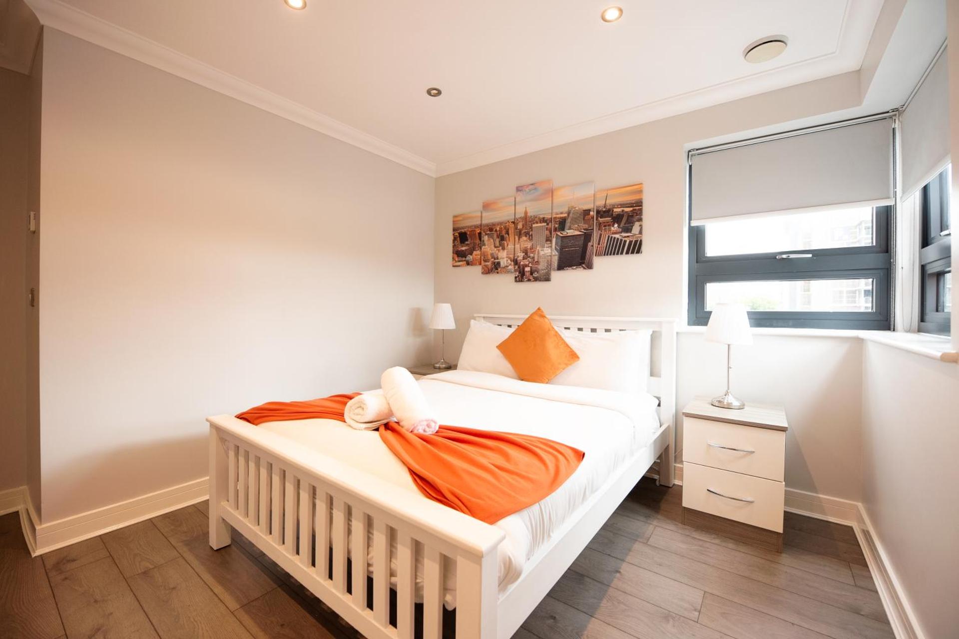 Apartment with Shower