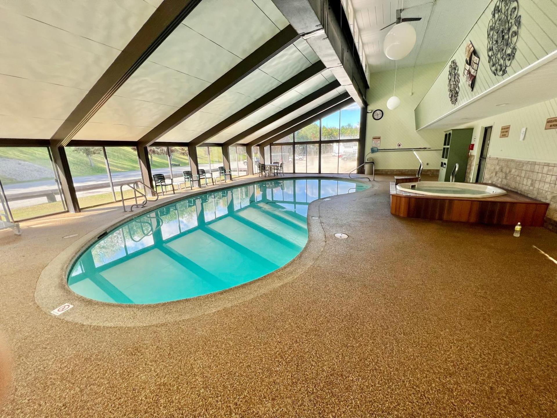 Town & Country Inn & Resort