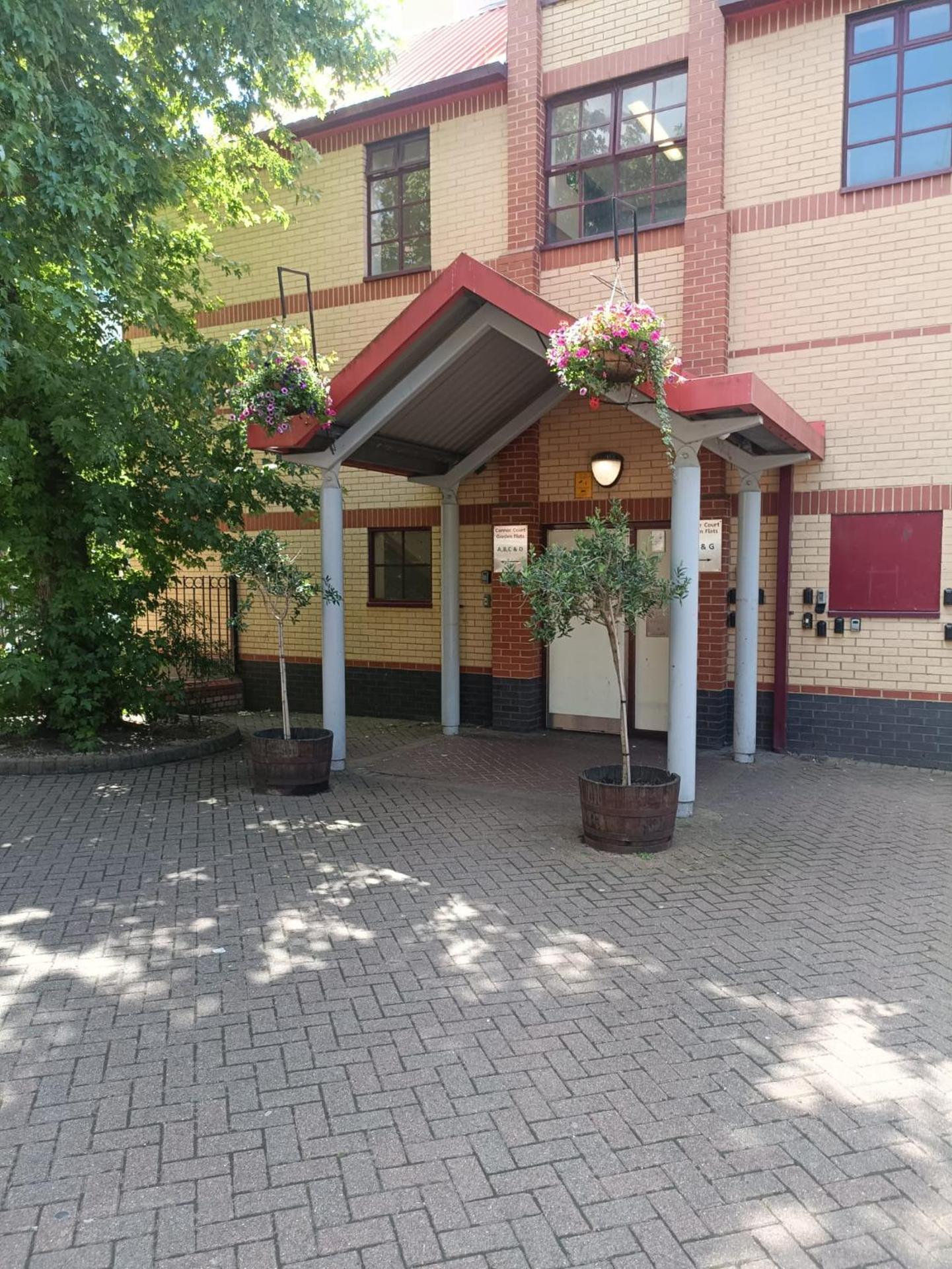 Nice room in Battersea Park Zone 1