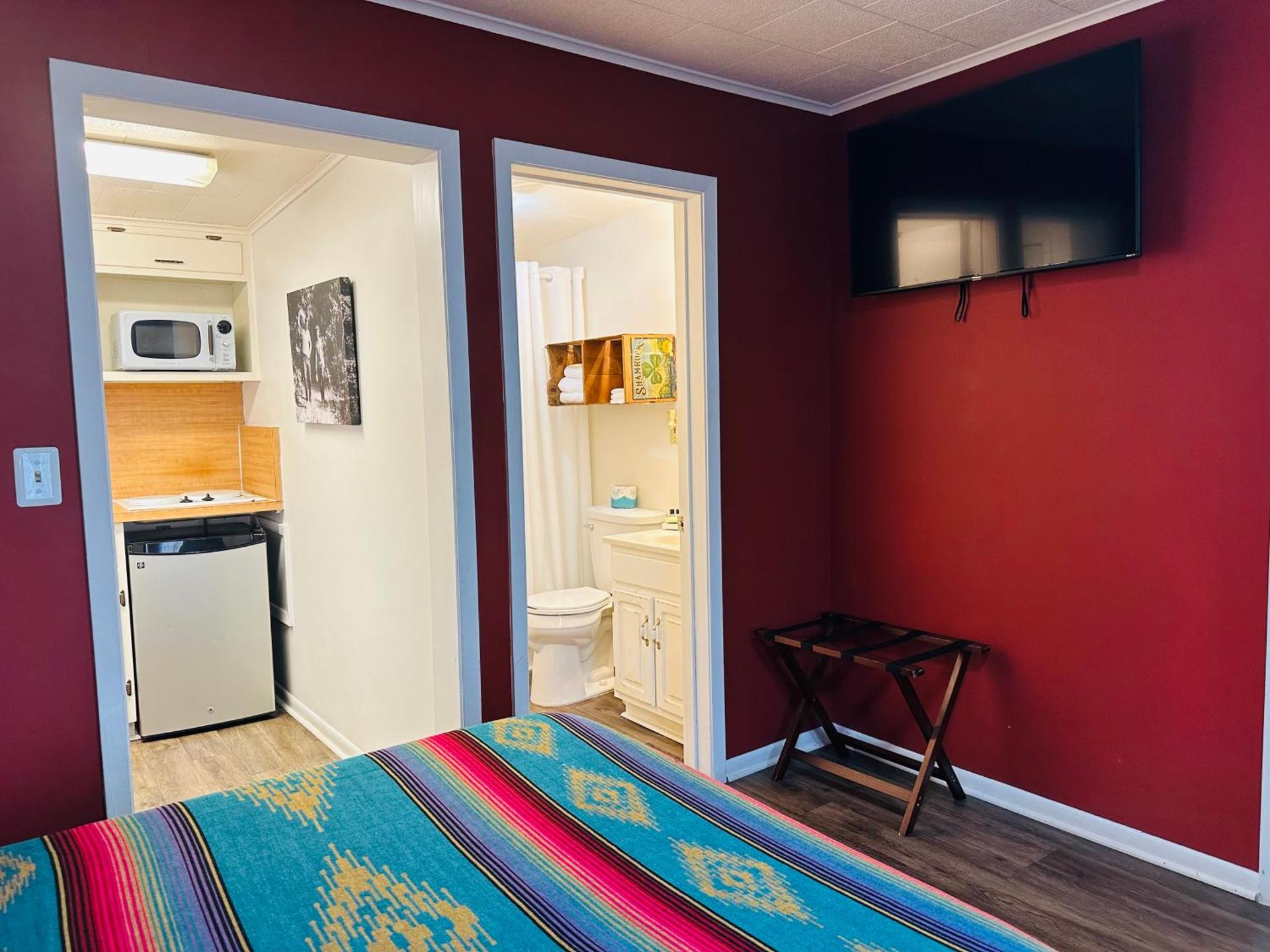 Hotel Kitsmiller on Main