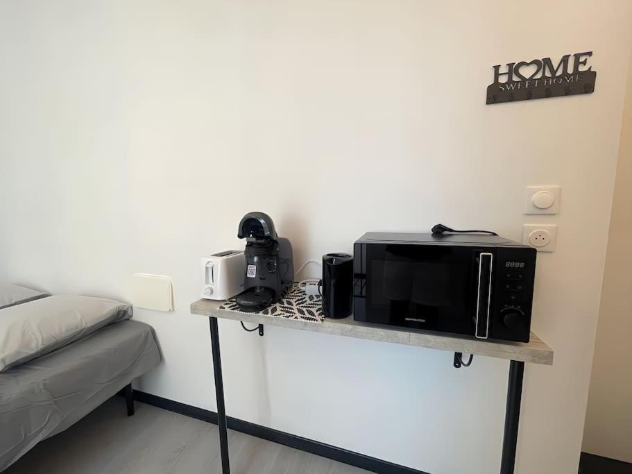 Studio B2 20m2 cosy 5min à pied des Gares