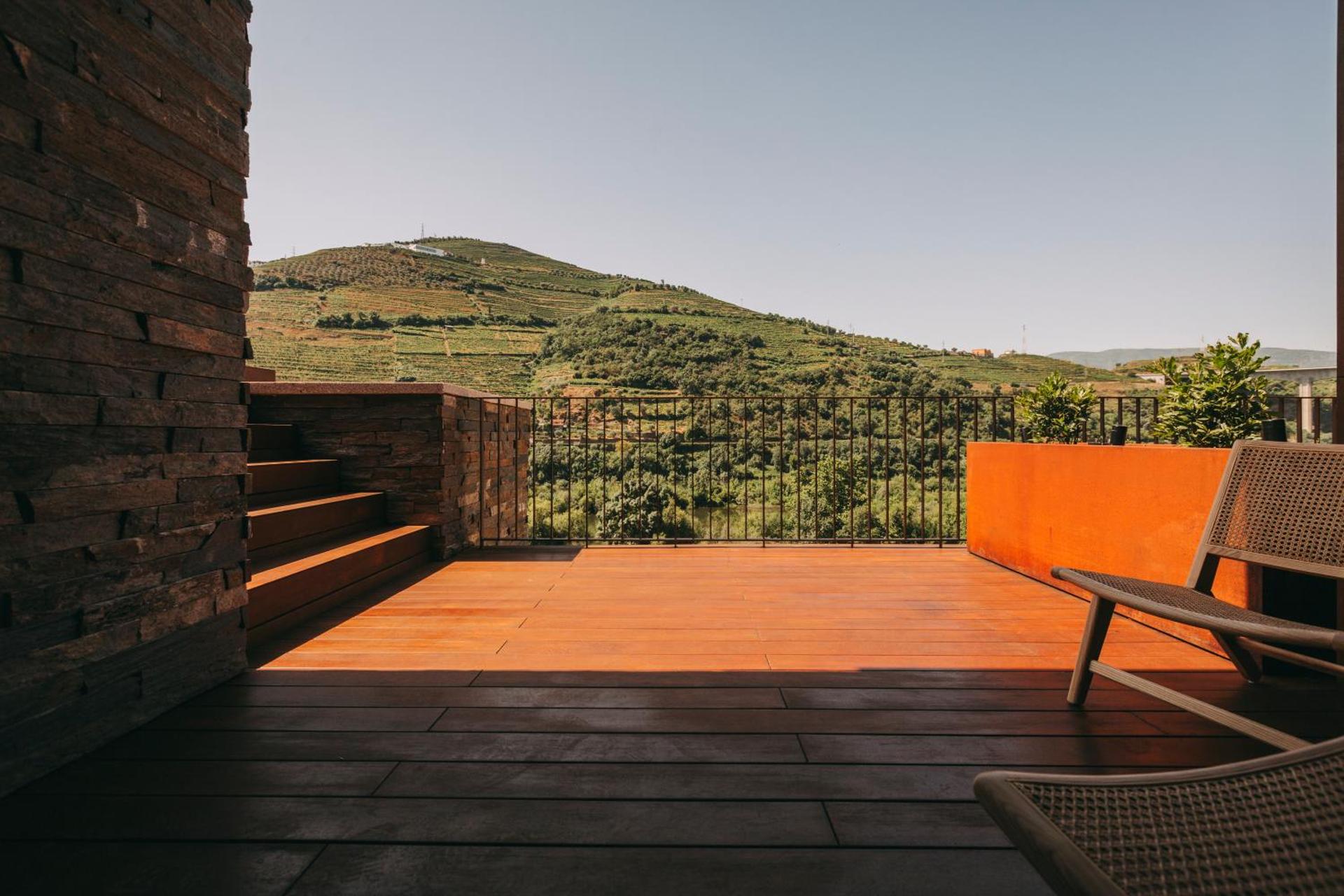 Executive Royal with Pool