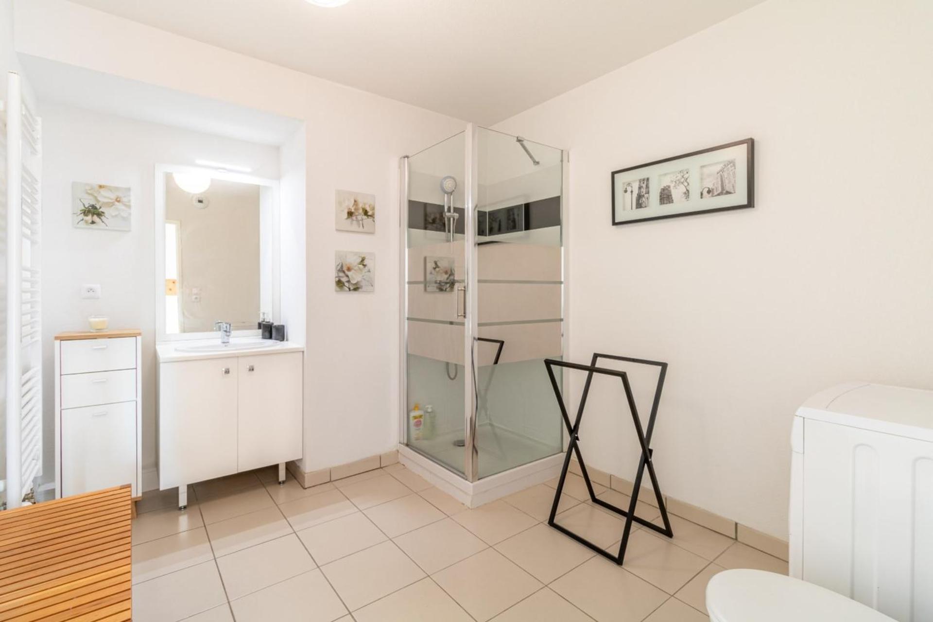 Nice T2 with a large furnished balcony in Toulouse