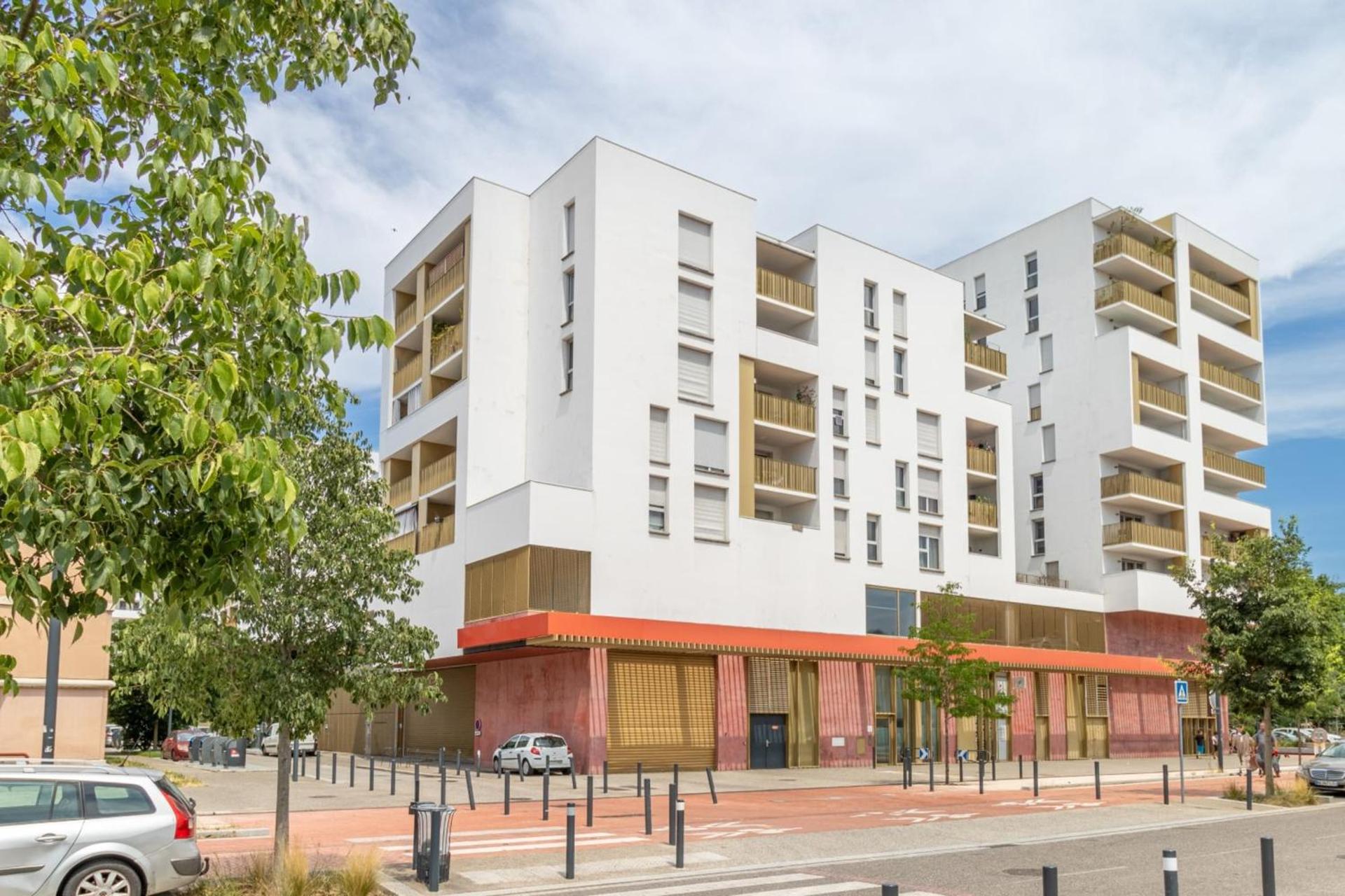 Nice T2 with a large furnished balcony in Toulouse