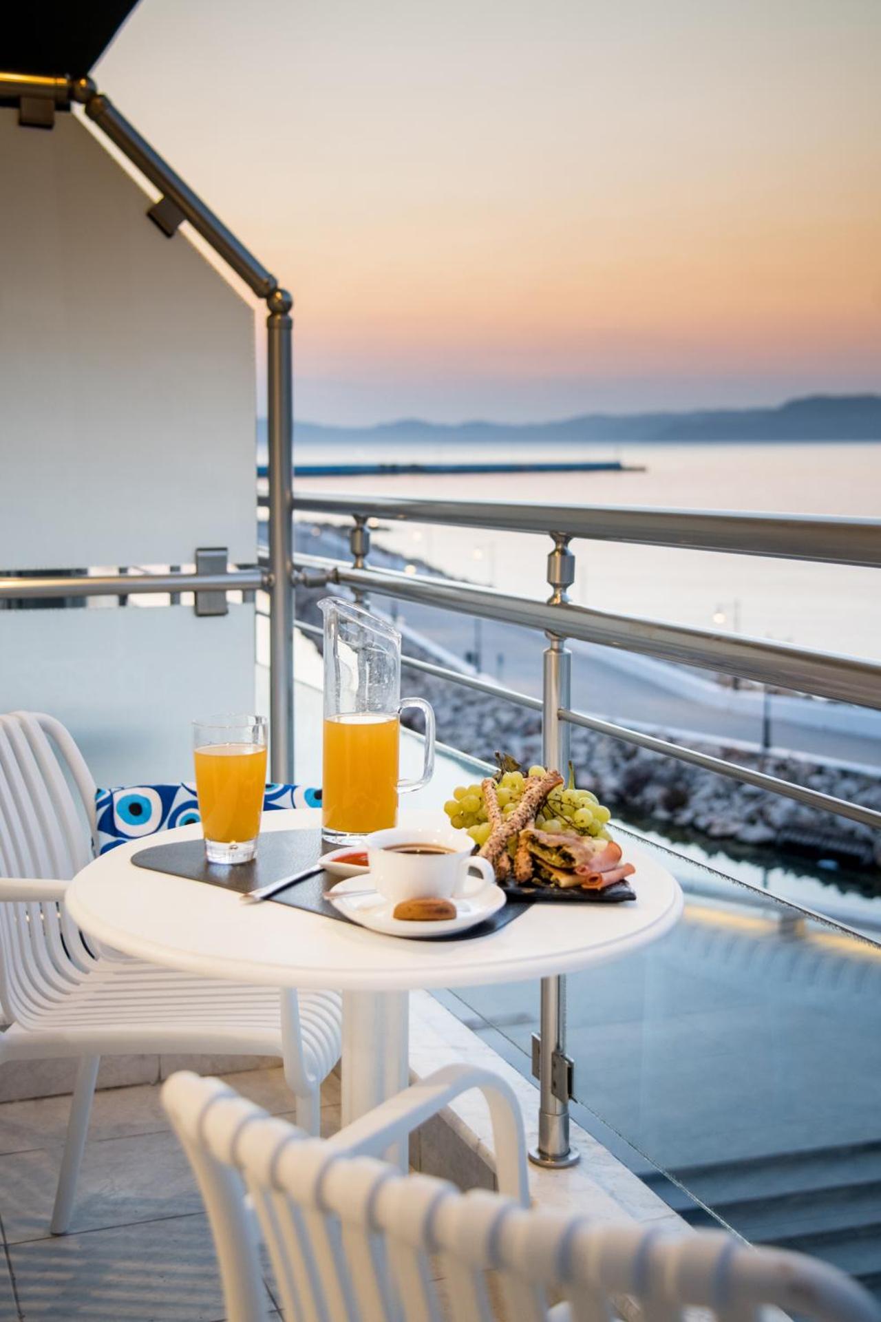 Skala portview studio