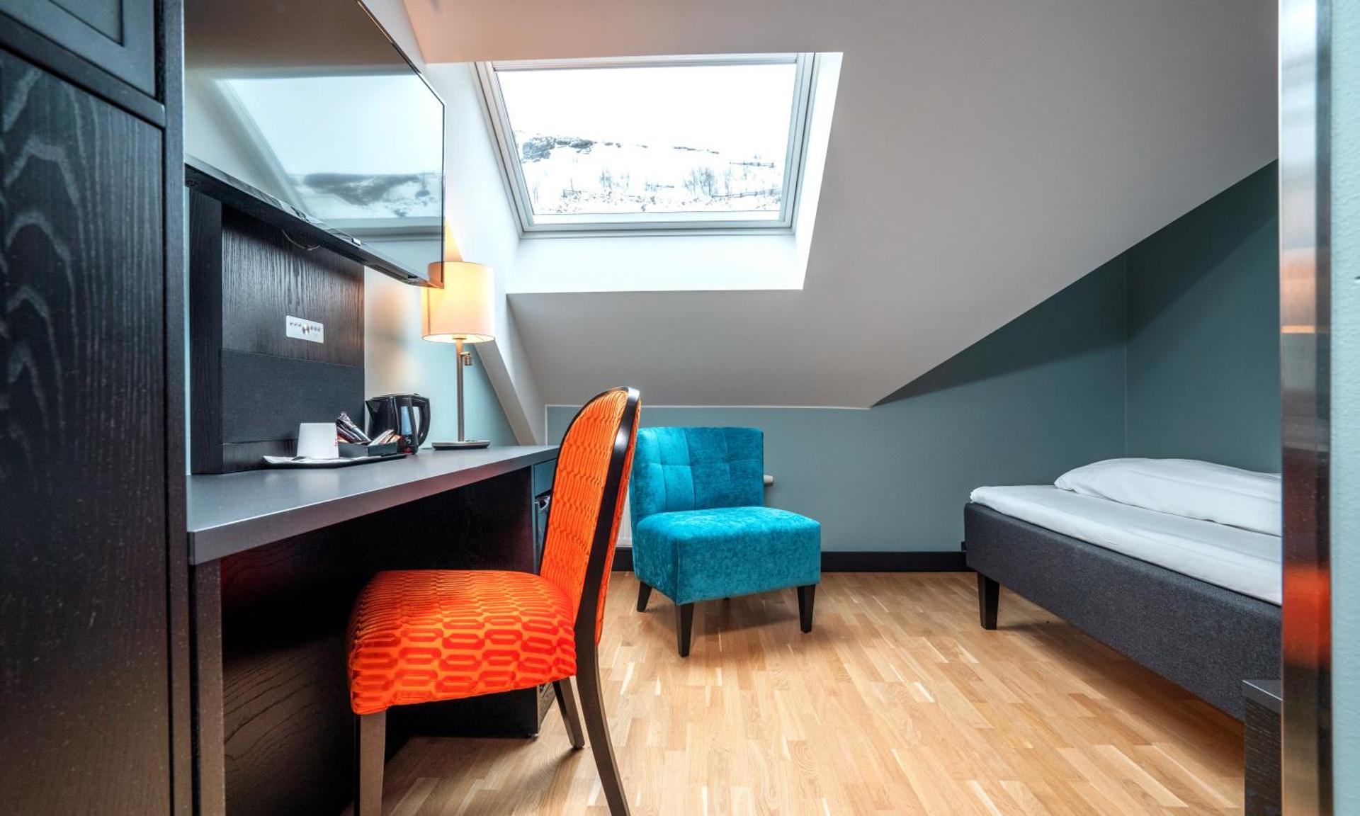 Photo of the whole room