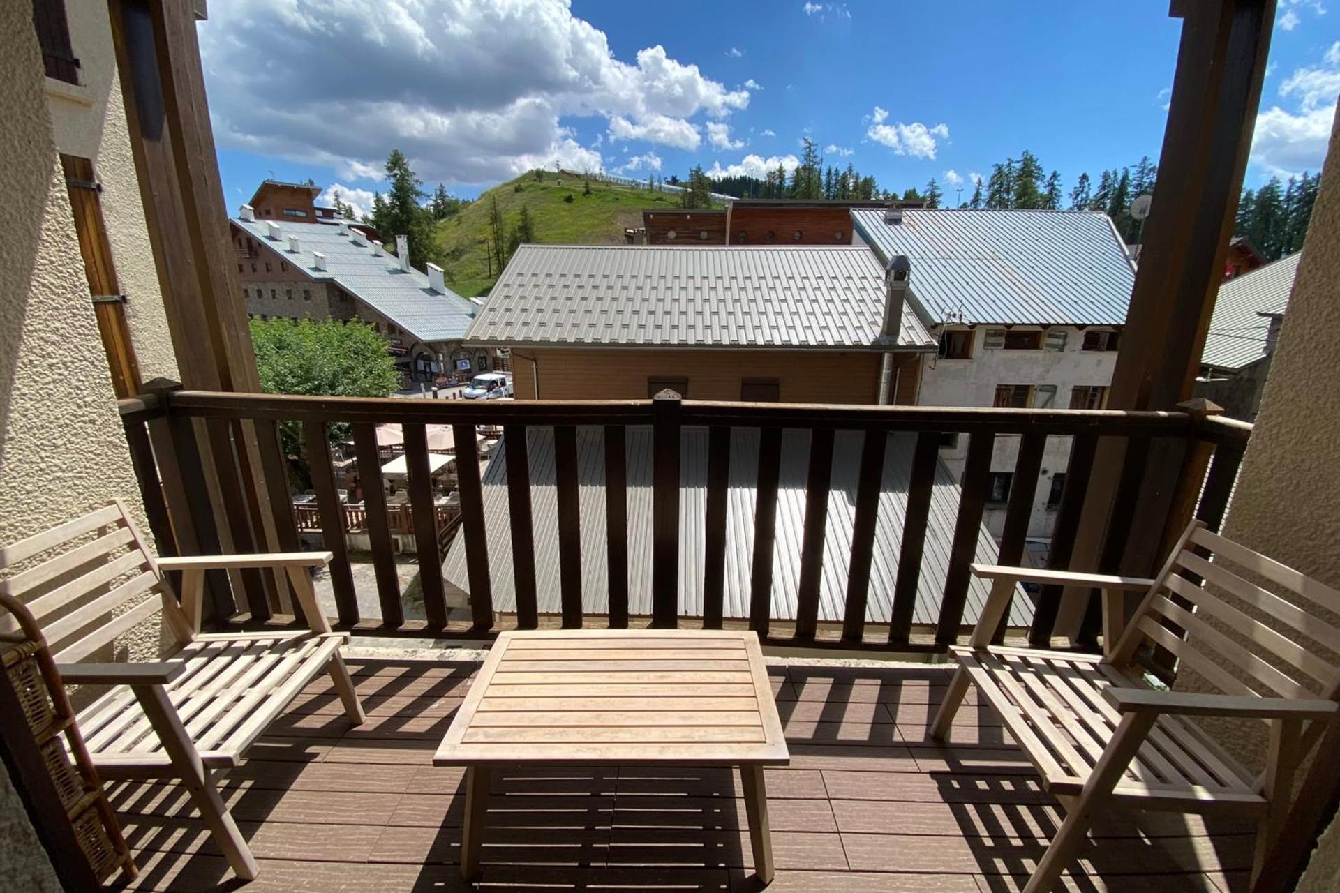 06CC Valberg apartment in the heart of the resort