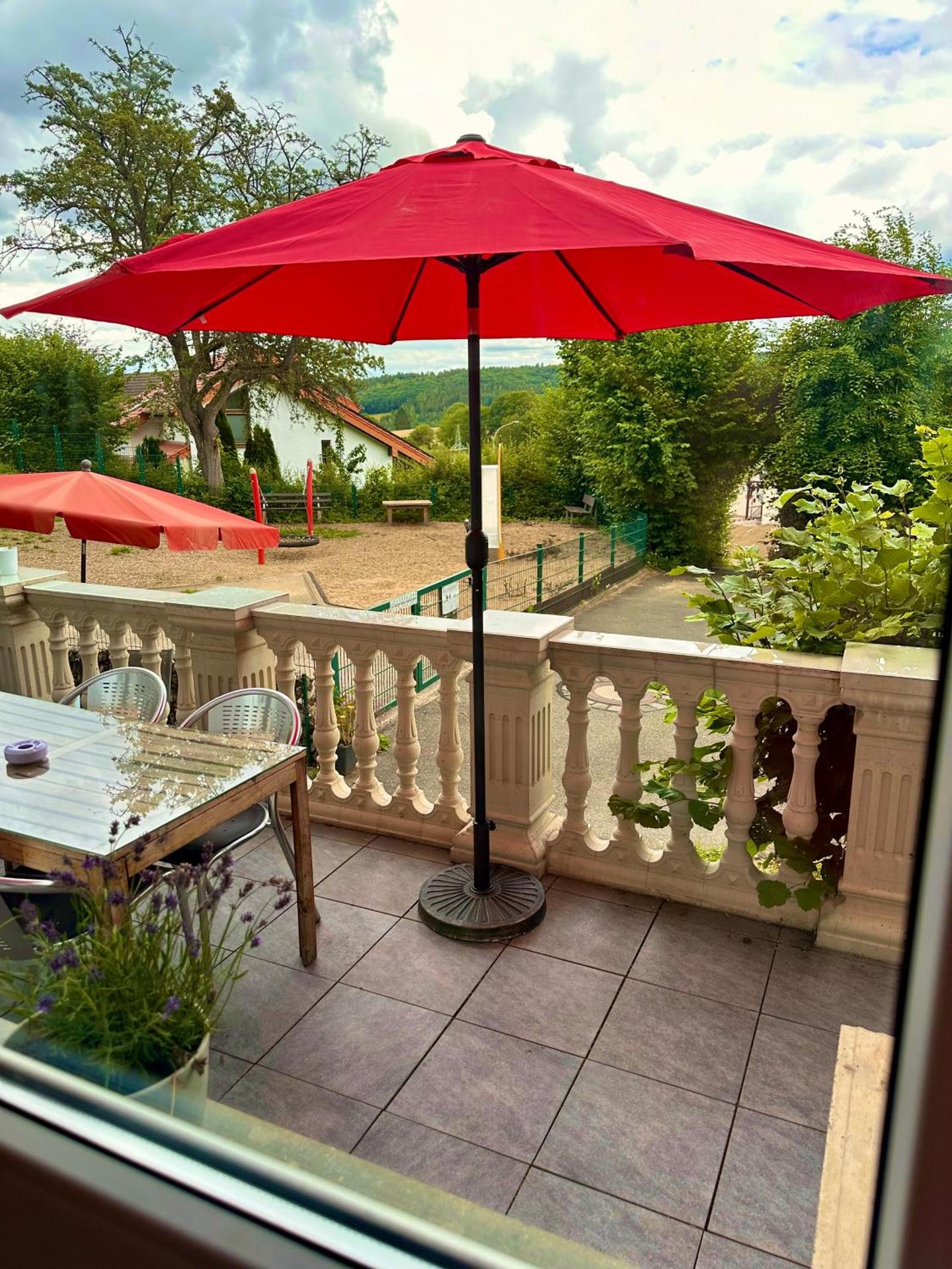 Oldschool, Dorfschule mit Whirlpool