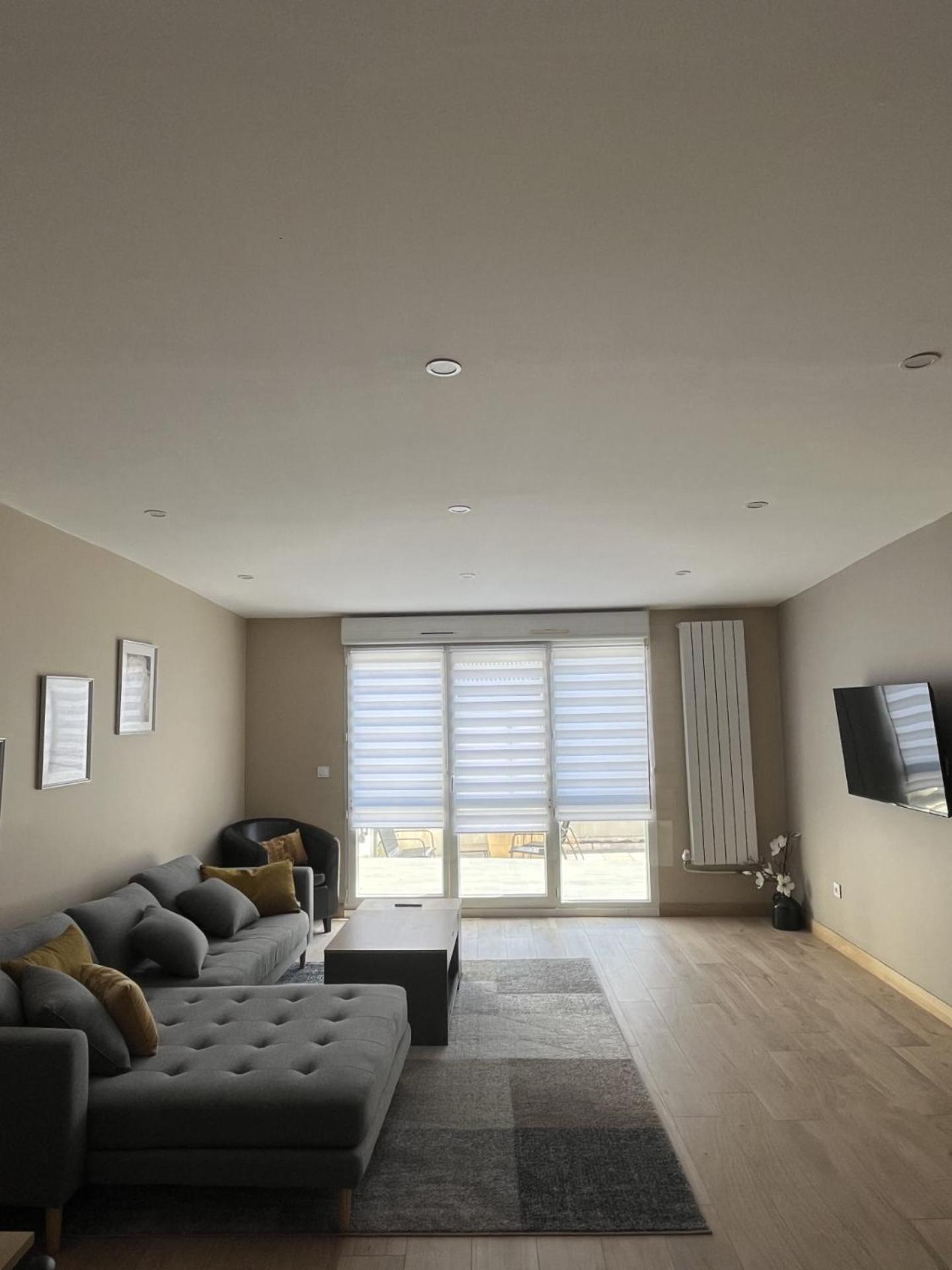 Apartment with Terrace