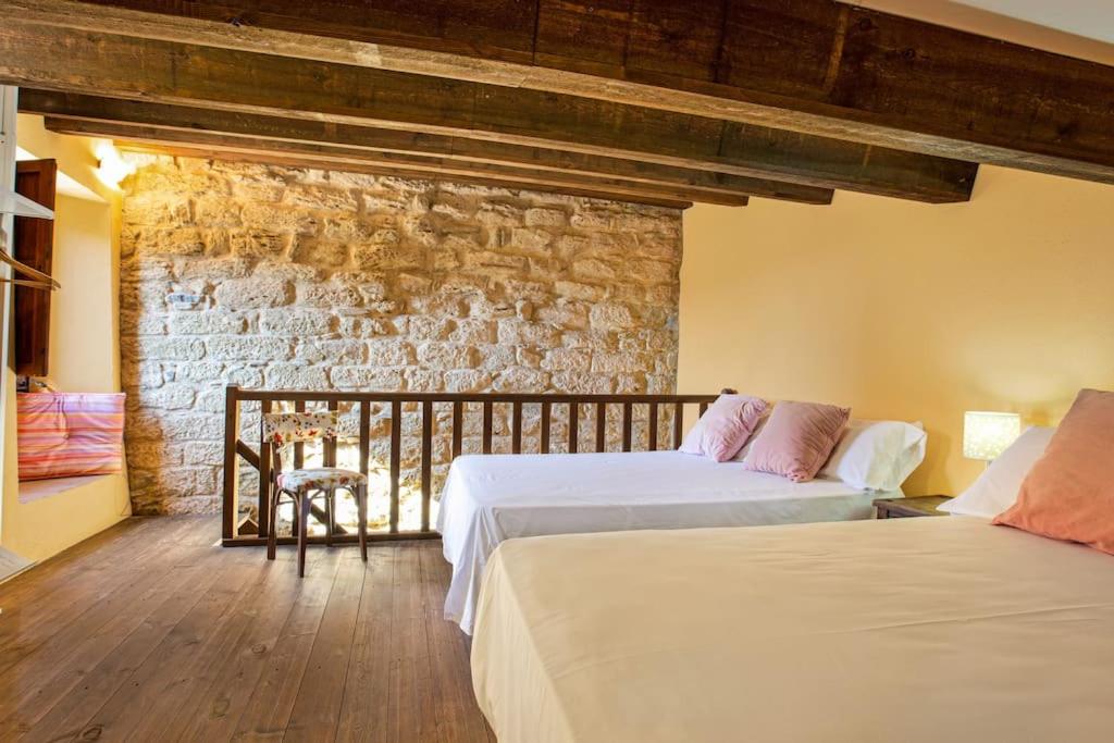 'La Petita' Cruilles Costa Brava Chic Welcoming Cottage Medieval Village