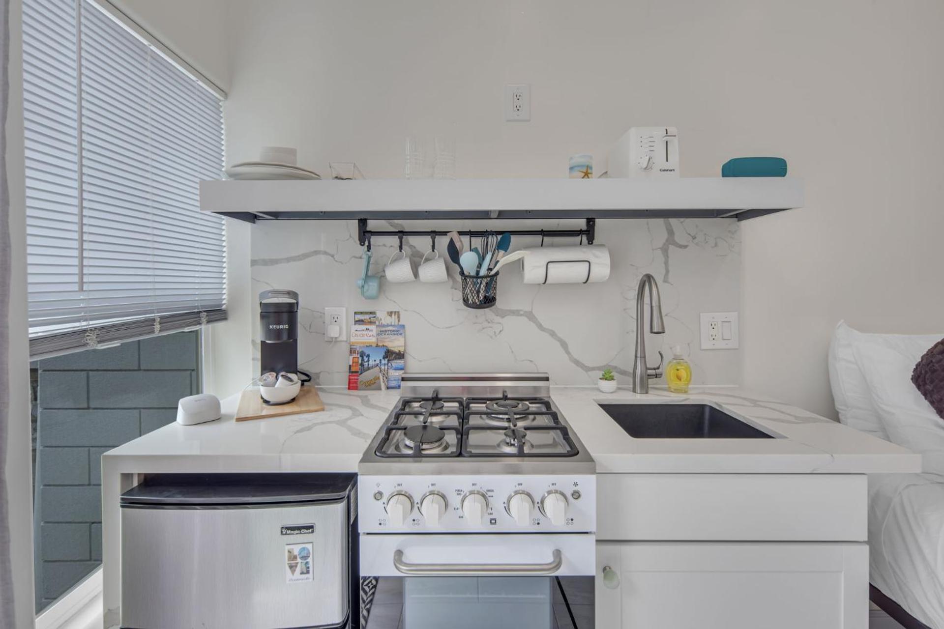 Kitchen or kitchenette