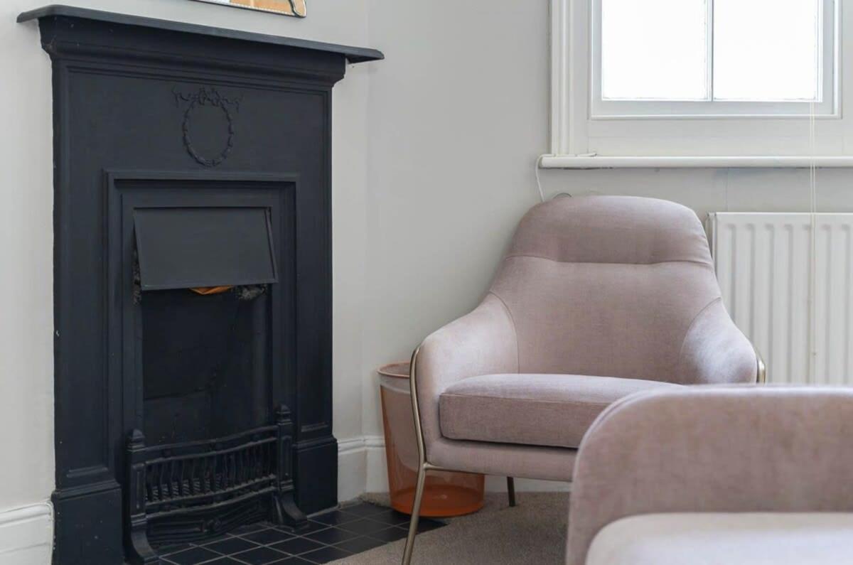 Host & Stay - The Old Coach House on Margaret Street