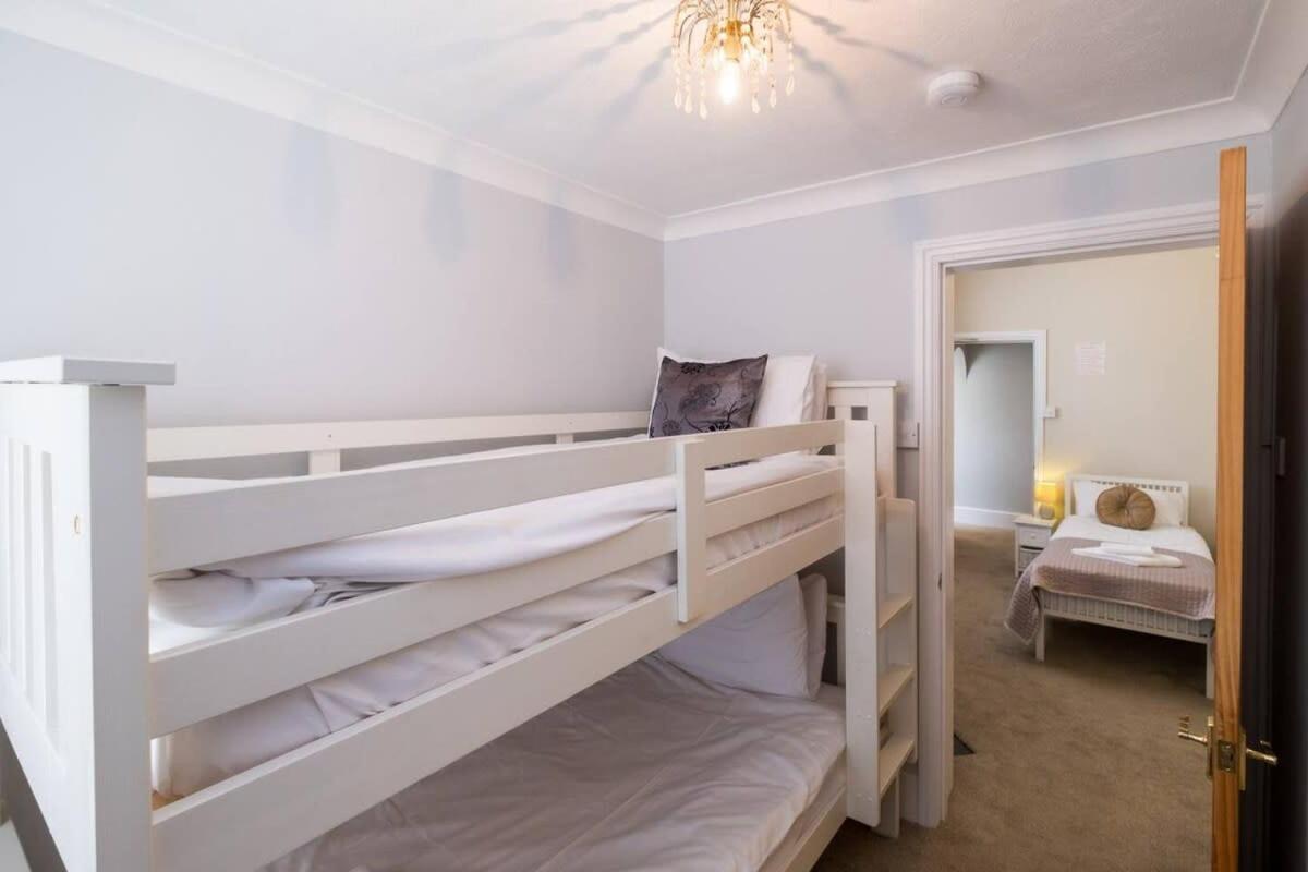 Host & Stay - The Old Coach House on Margaret Street