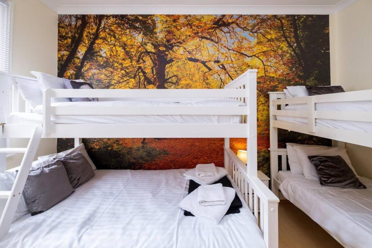 Host & Stay - The Old Coach House on Margaret Street