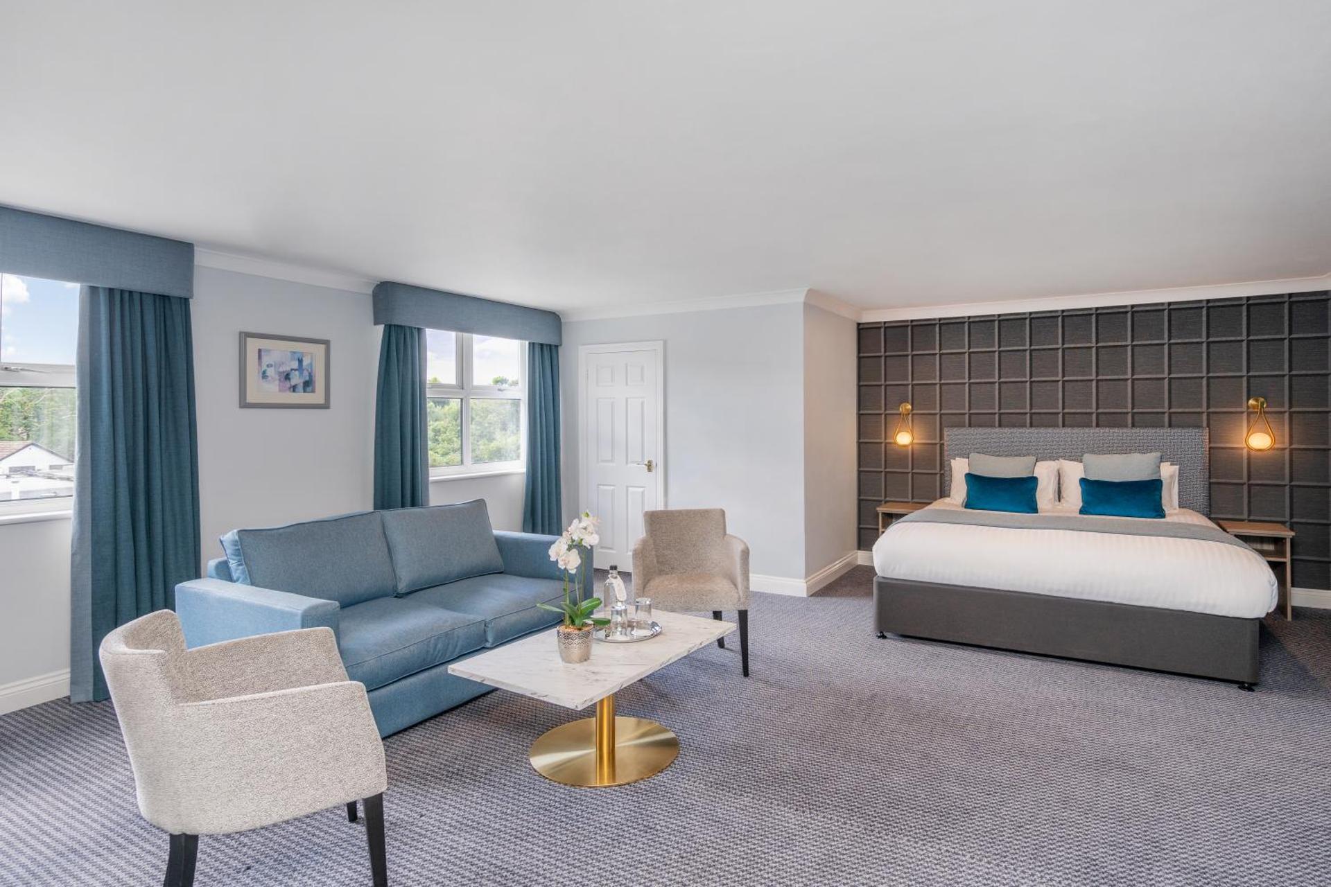 Photo of the whole room