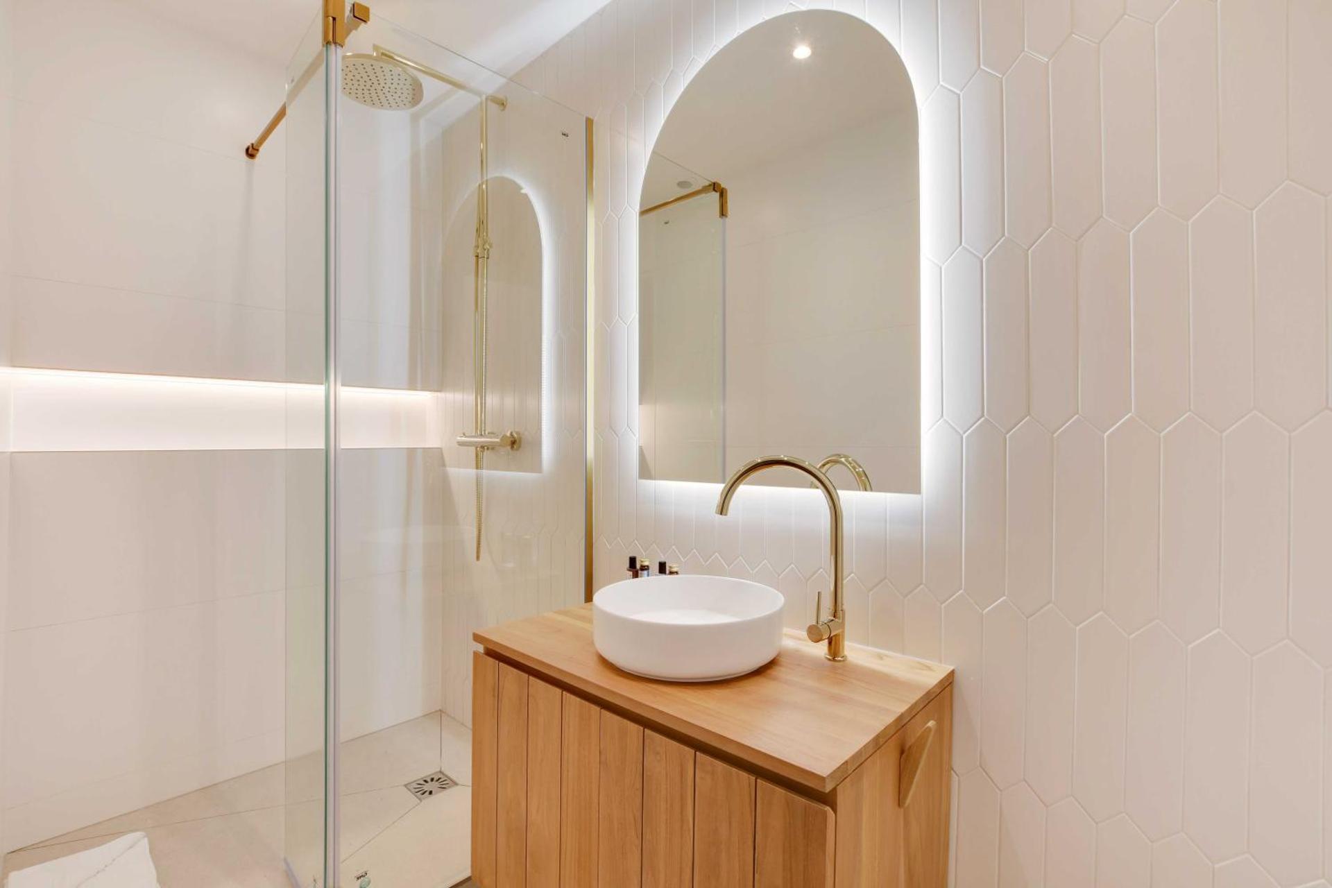 Spacieux Appartement cosy -2BR 6P-Pl de la Nation