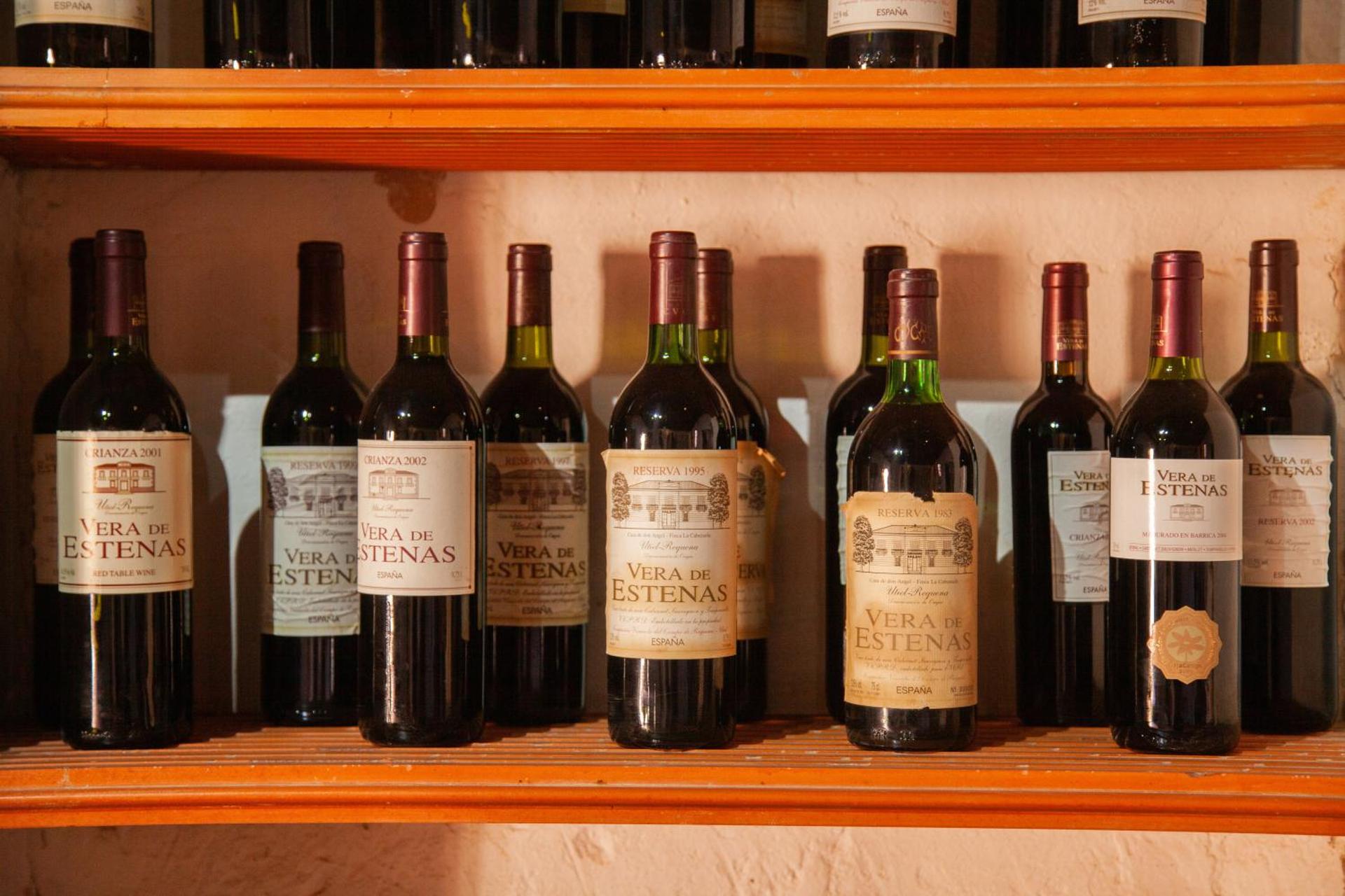 HOTEL BODEGA VERA DE ESTENAS