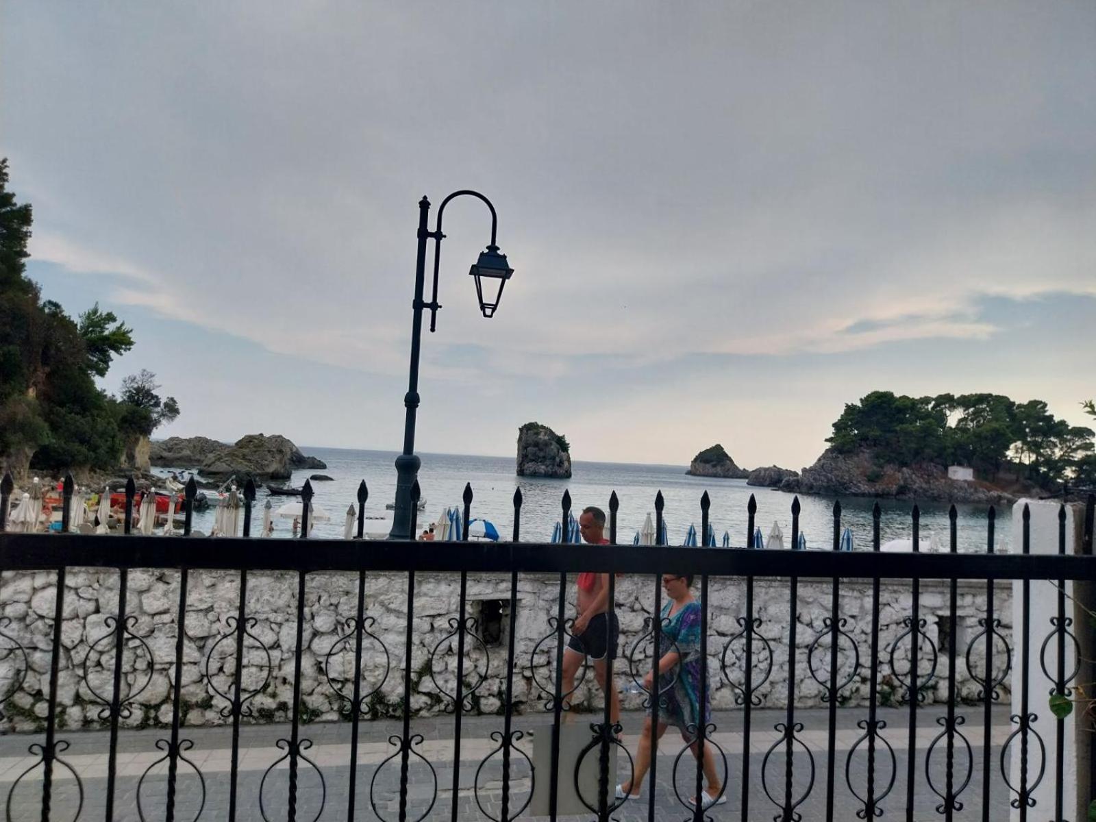 La Mer Krioneri beach