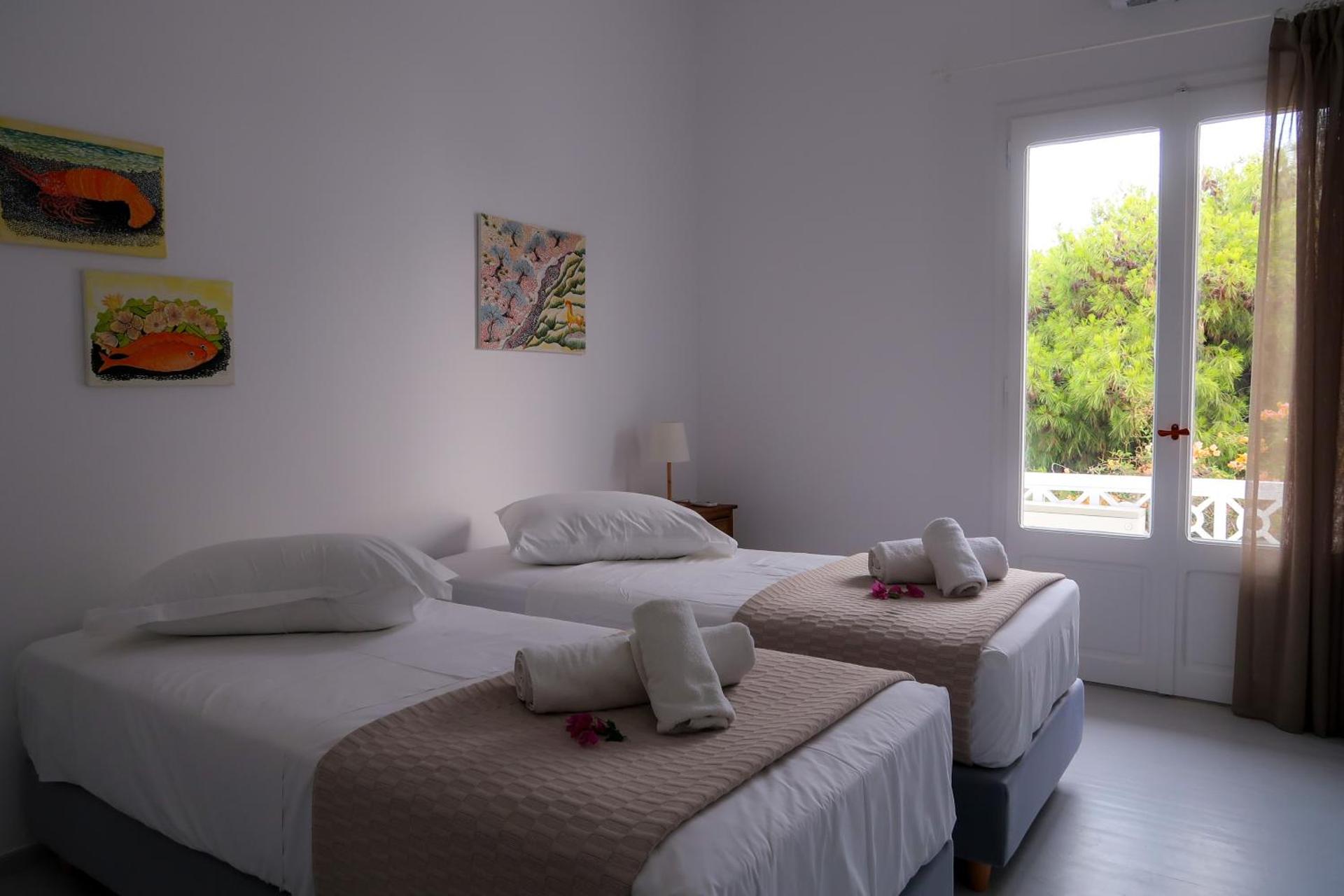 Grand Bleu Apartments & Villas