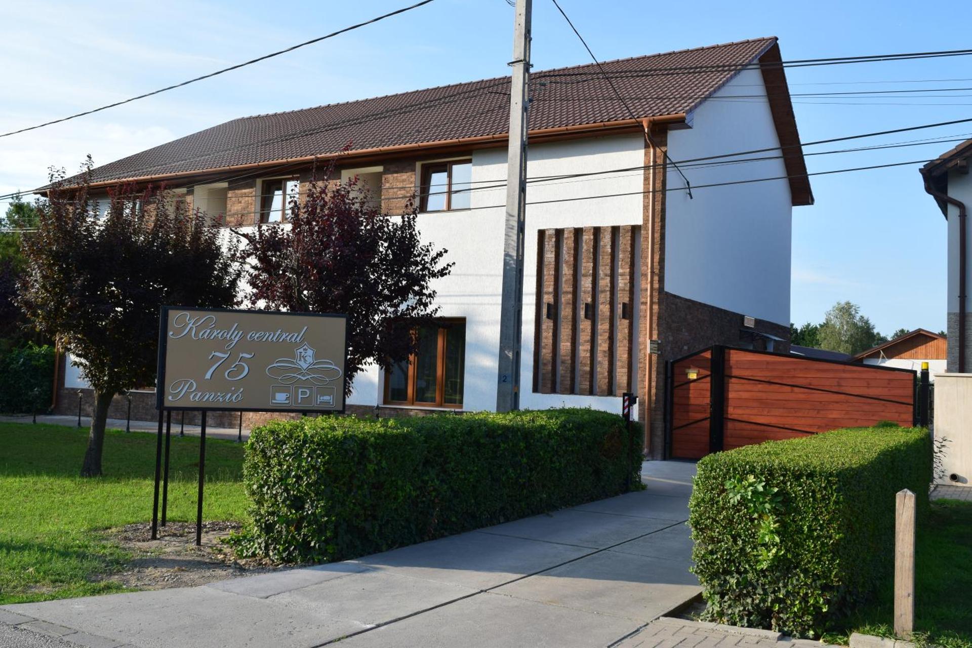 Airport Károly Centrál