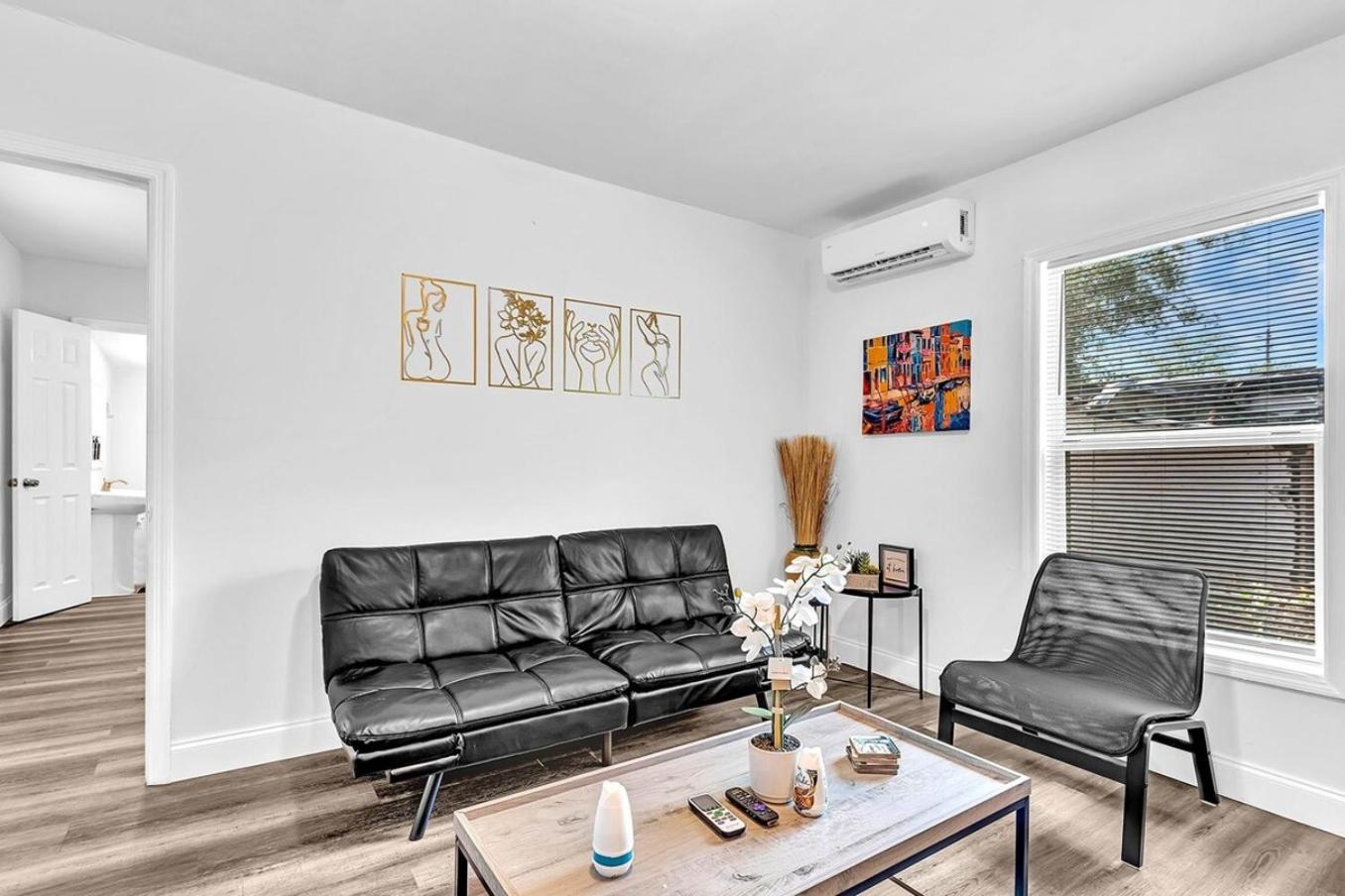 Hallandale Mins From Beach & Aventura Mall Hn01