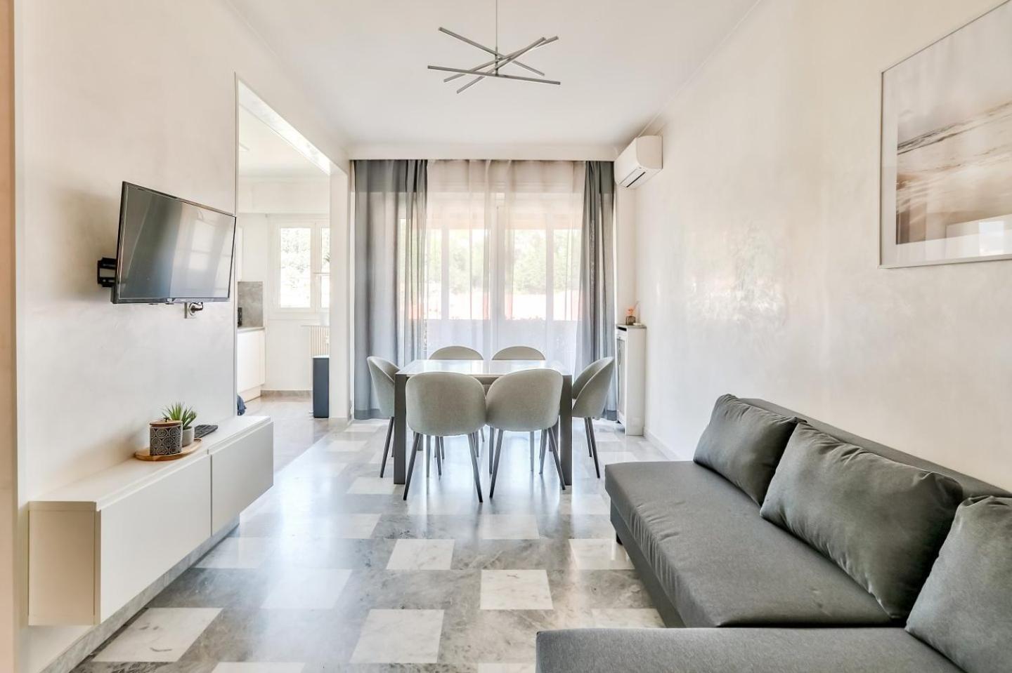 Stunning 1 BR Flat with terrace at Nice