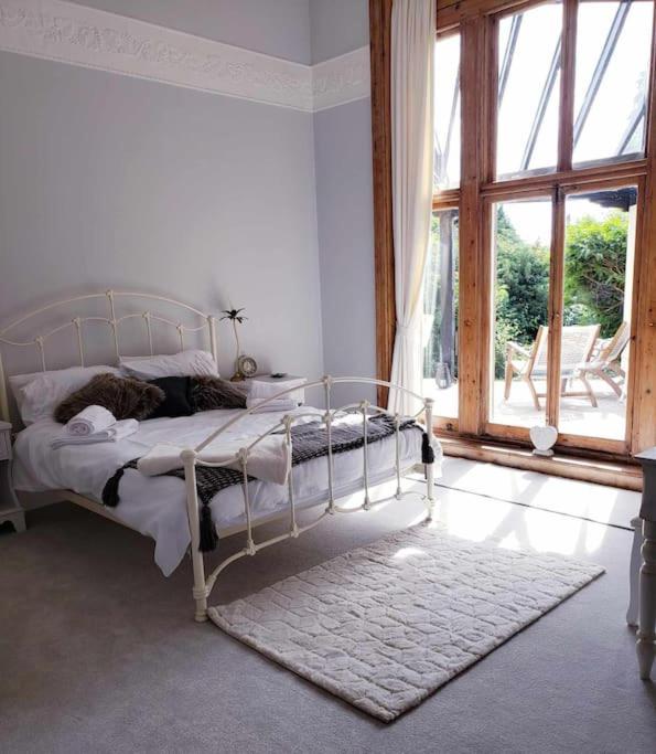 3 bedroom 3 bathroom ground floor condo with veranda