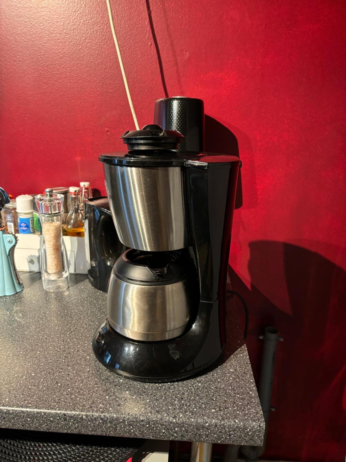 Coffee/tea facilities