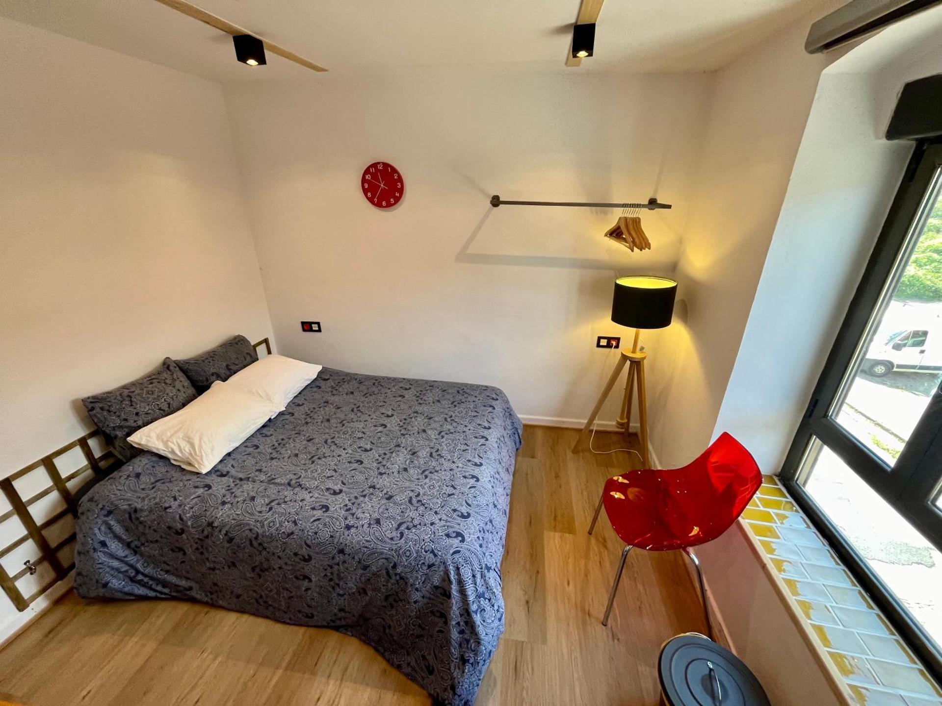 The Orange Teddy Bear Hostal La Peña