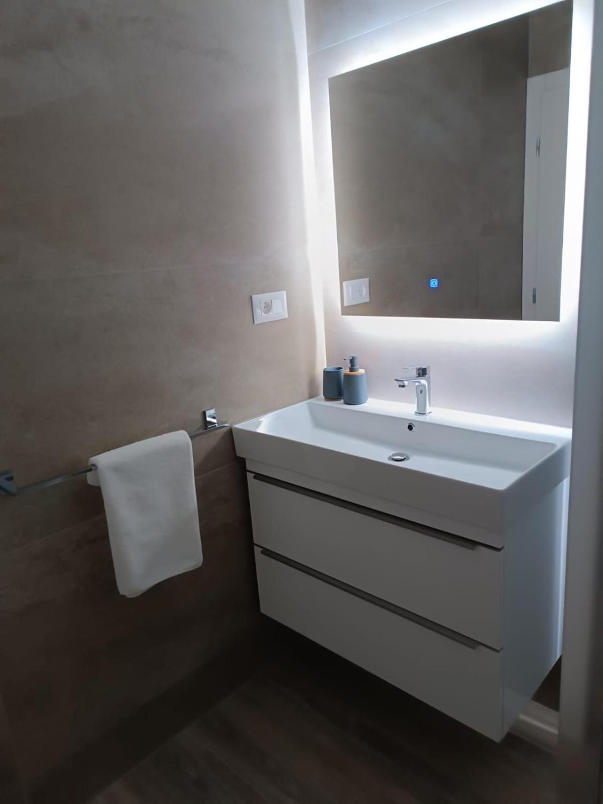 Apartmani Srdarović