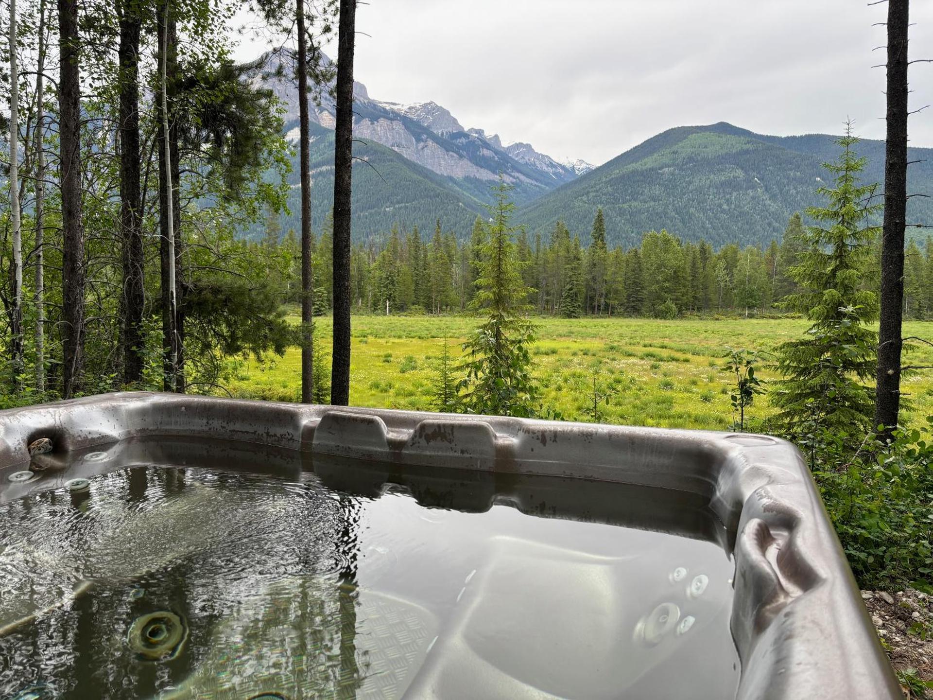 Rocky Mountain Cabins and Home