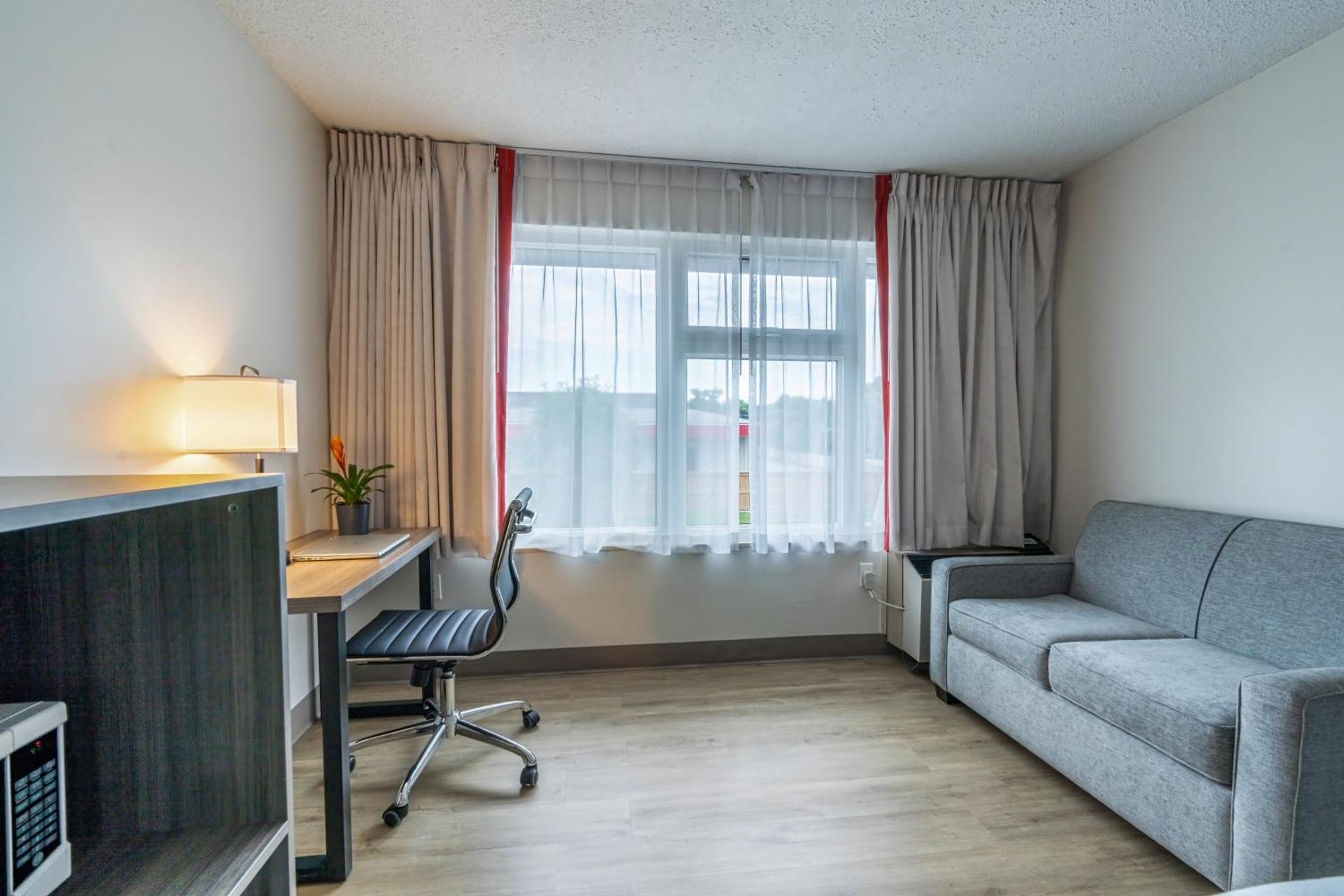 Ramada by Wyndham Kingston