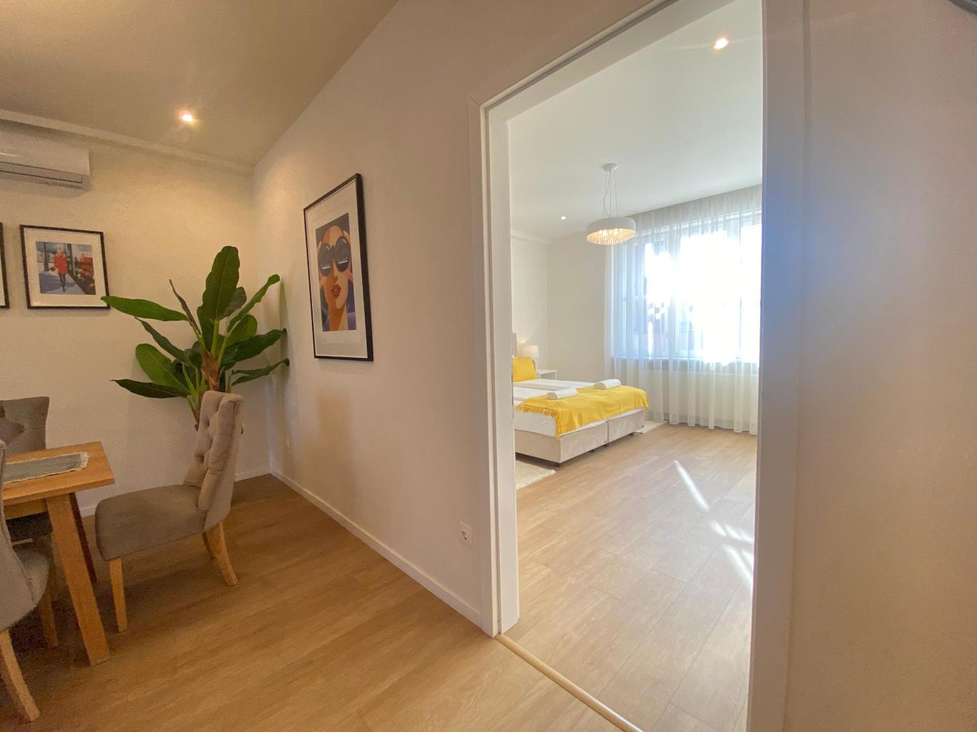 Ultralux magnolia city center Bestern