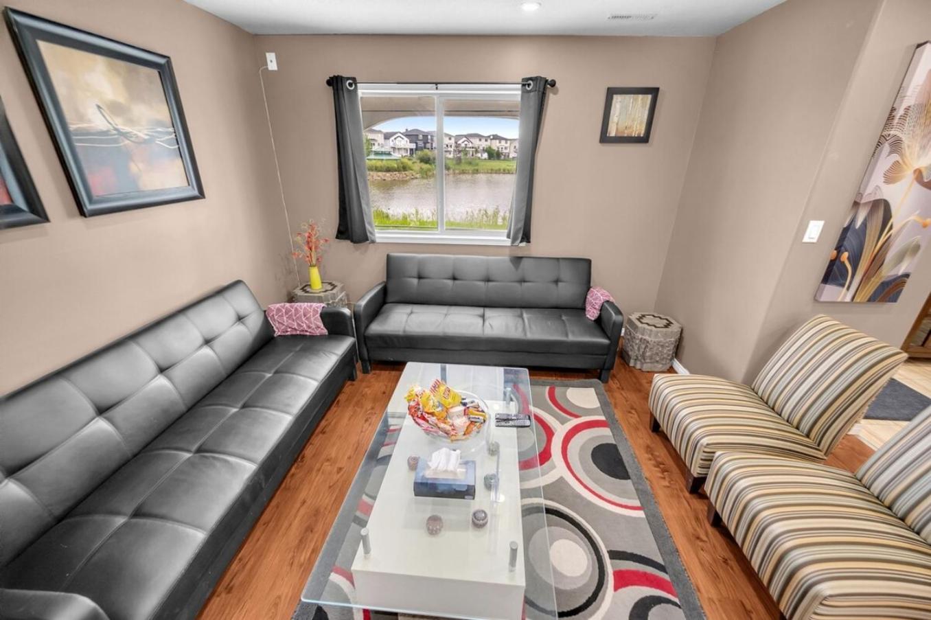 52-3 Bed Suite On Lake Central Ac By Airport