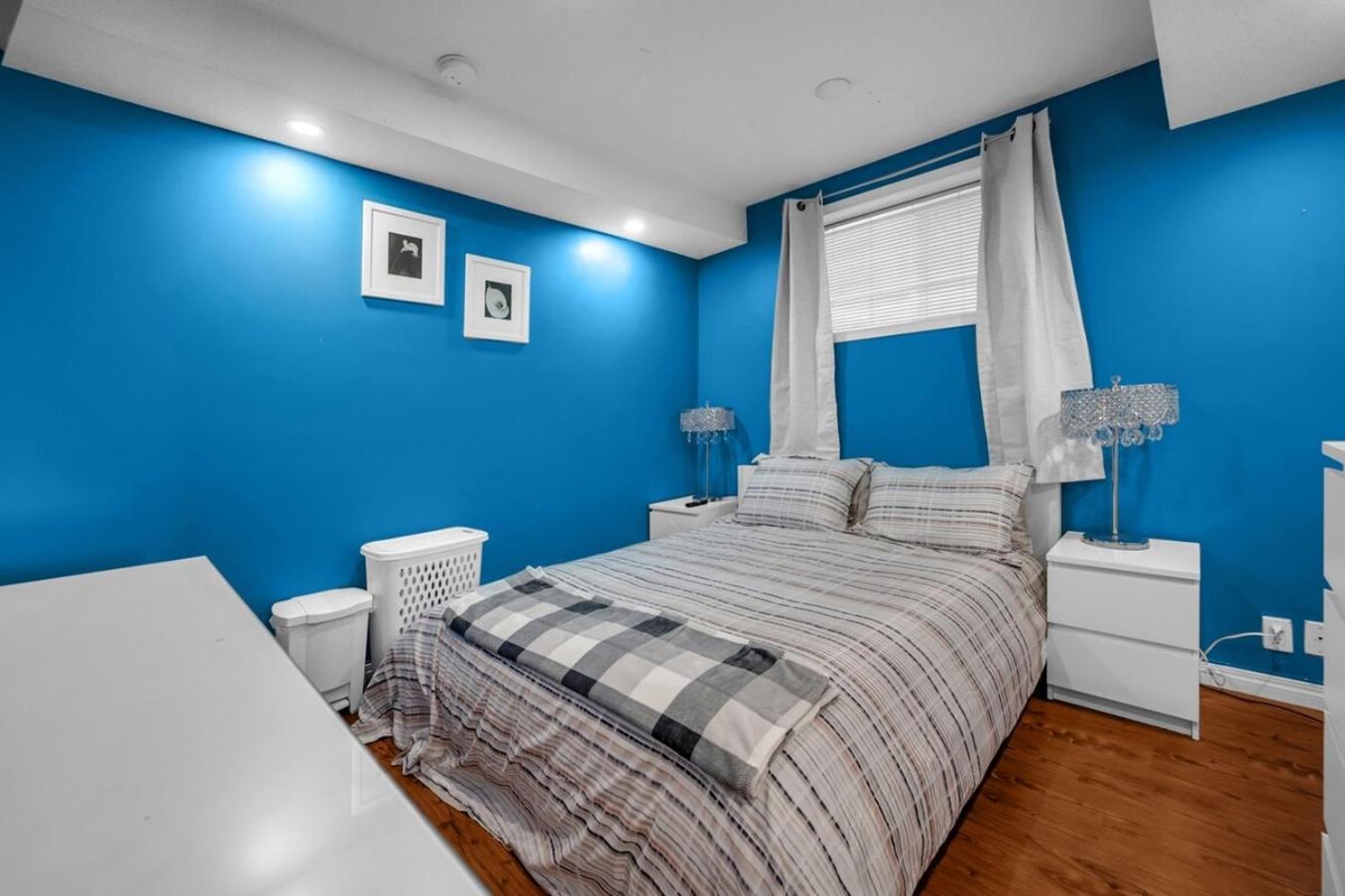 52-3 Bed Suite On Lake Central Ac By Airport