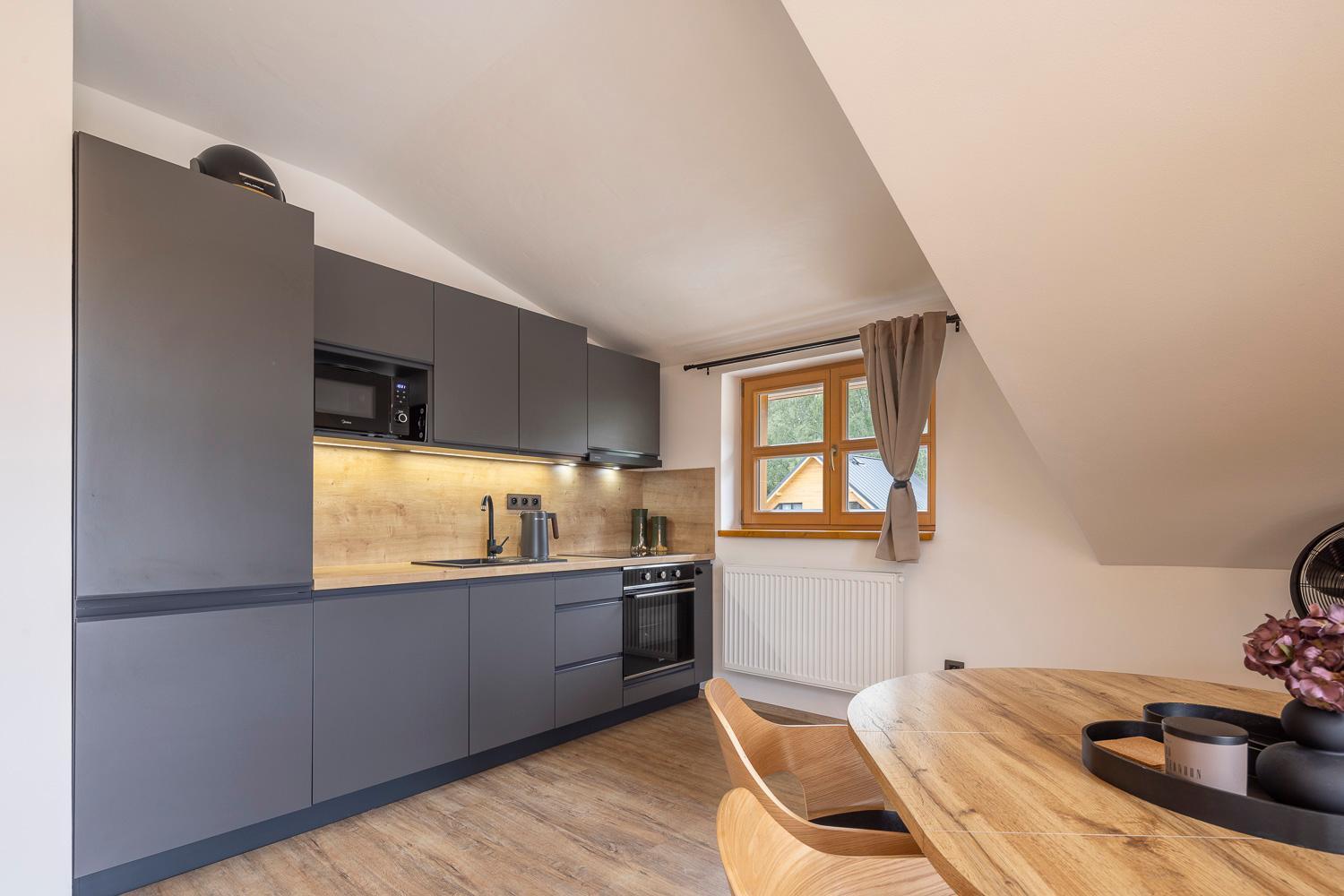 Kitchen or kitchenette