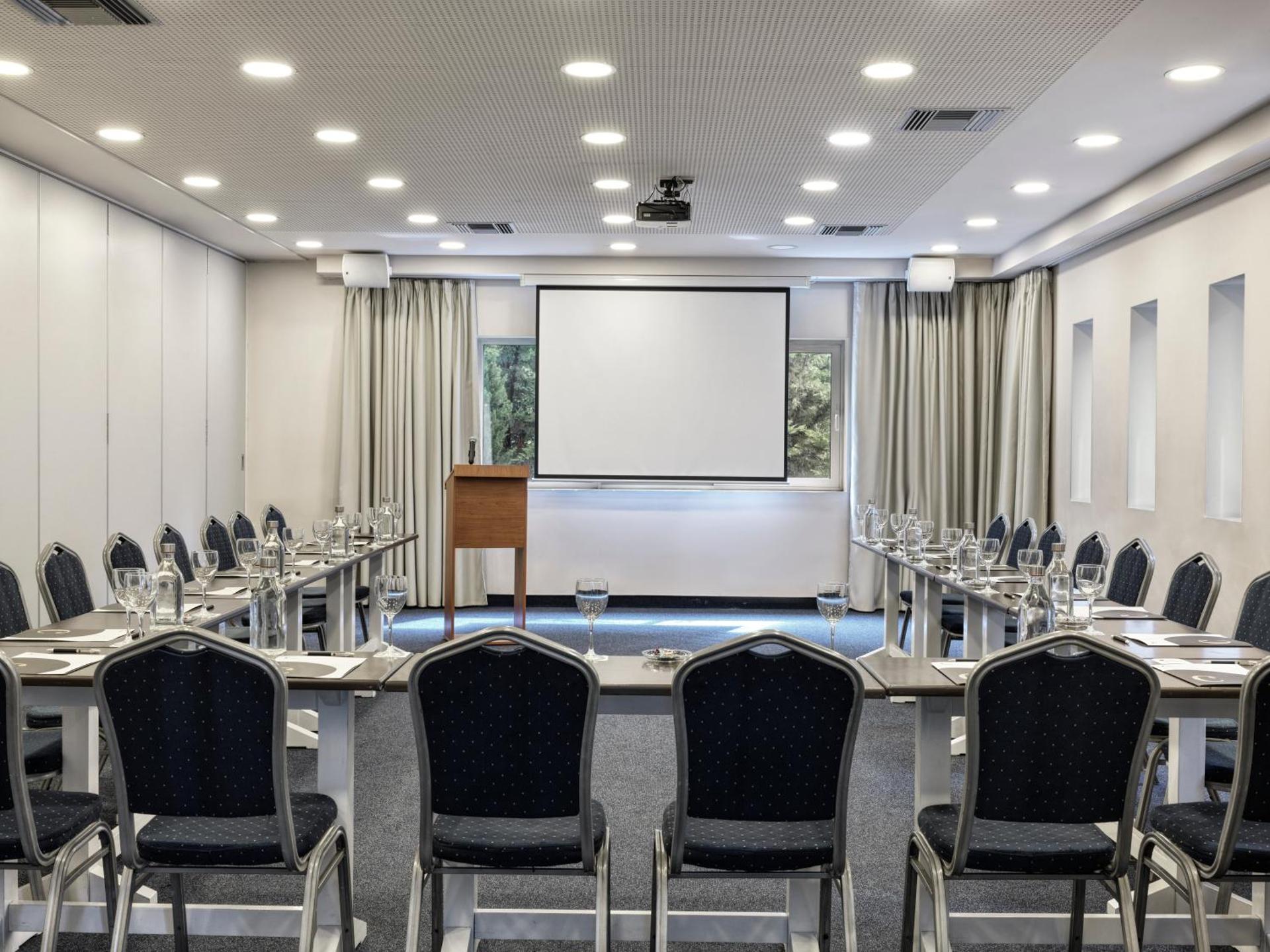 Meeting/conference room