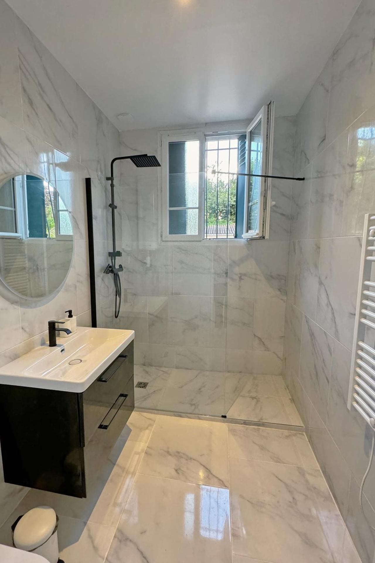 Cozy Paris Gateway Apartments Groups with free parking