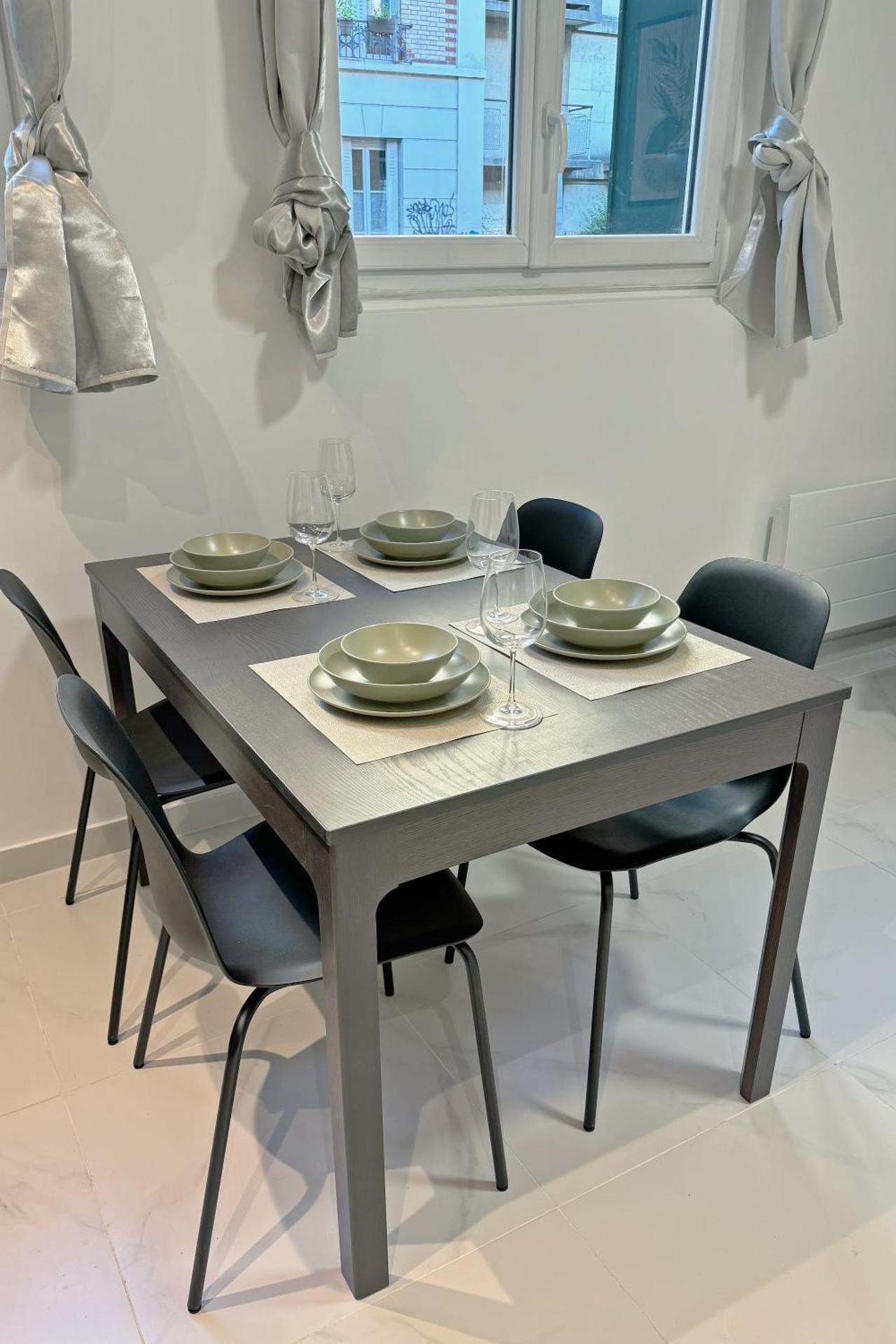 Cozy Paris Gateway Apartments Groups with free parking