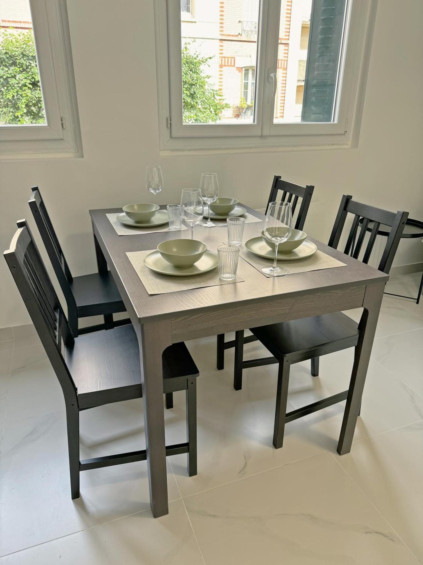 Cozy Paris Gateway Apartments Groups with free parking