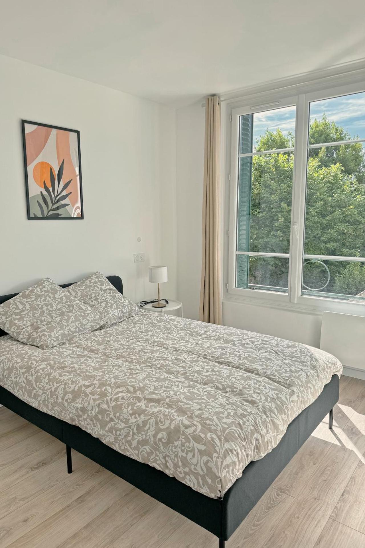 Cozy Paris Gateway Apartments Groups with free parking