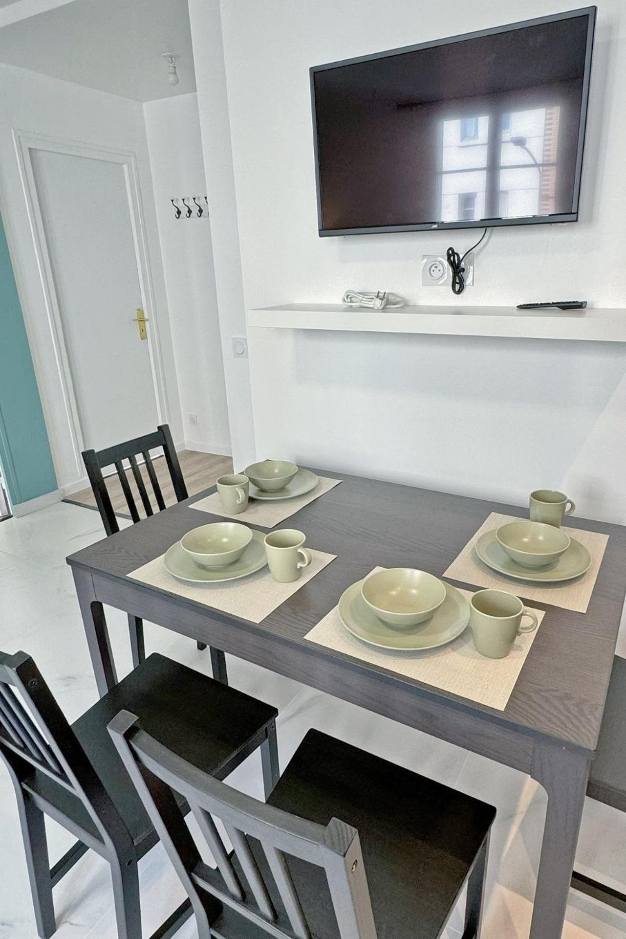 Cozy Paris Gateway Apartments Groups with free parking