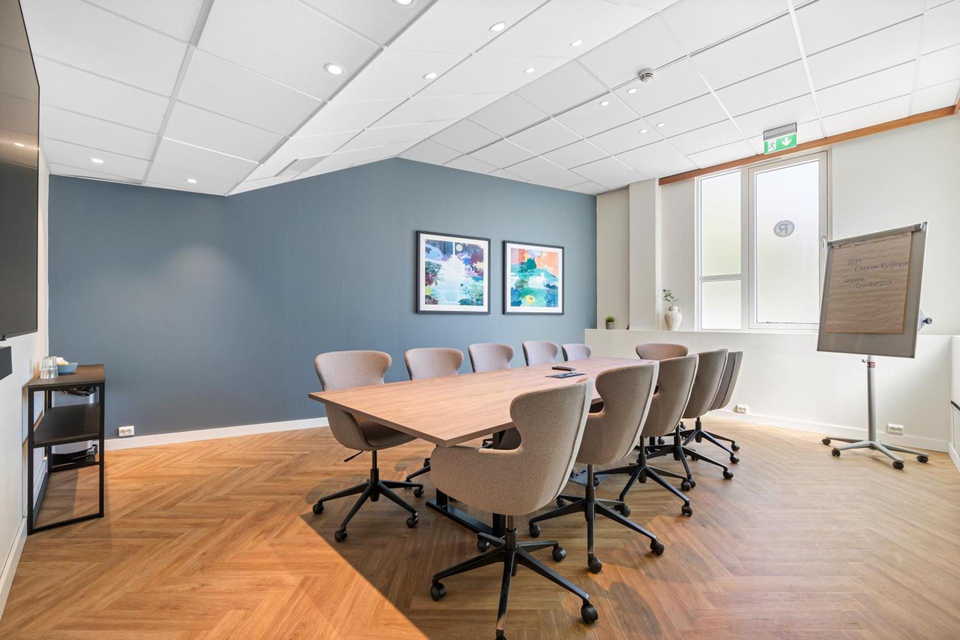 Meeting/conference room