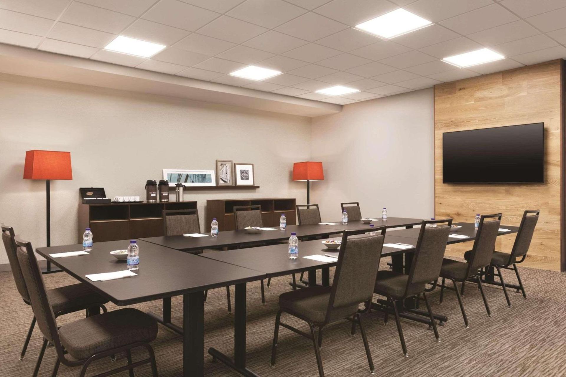 Meeting/conference room
