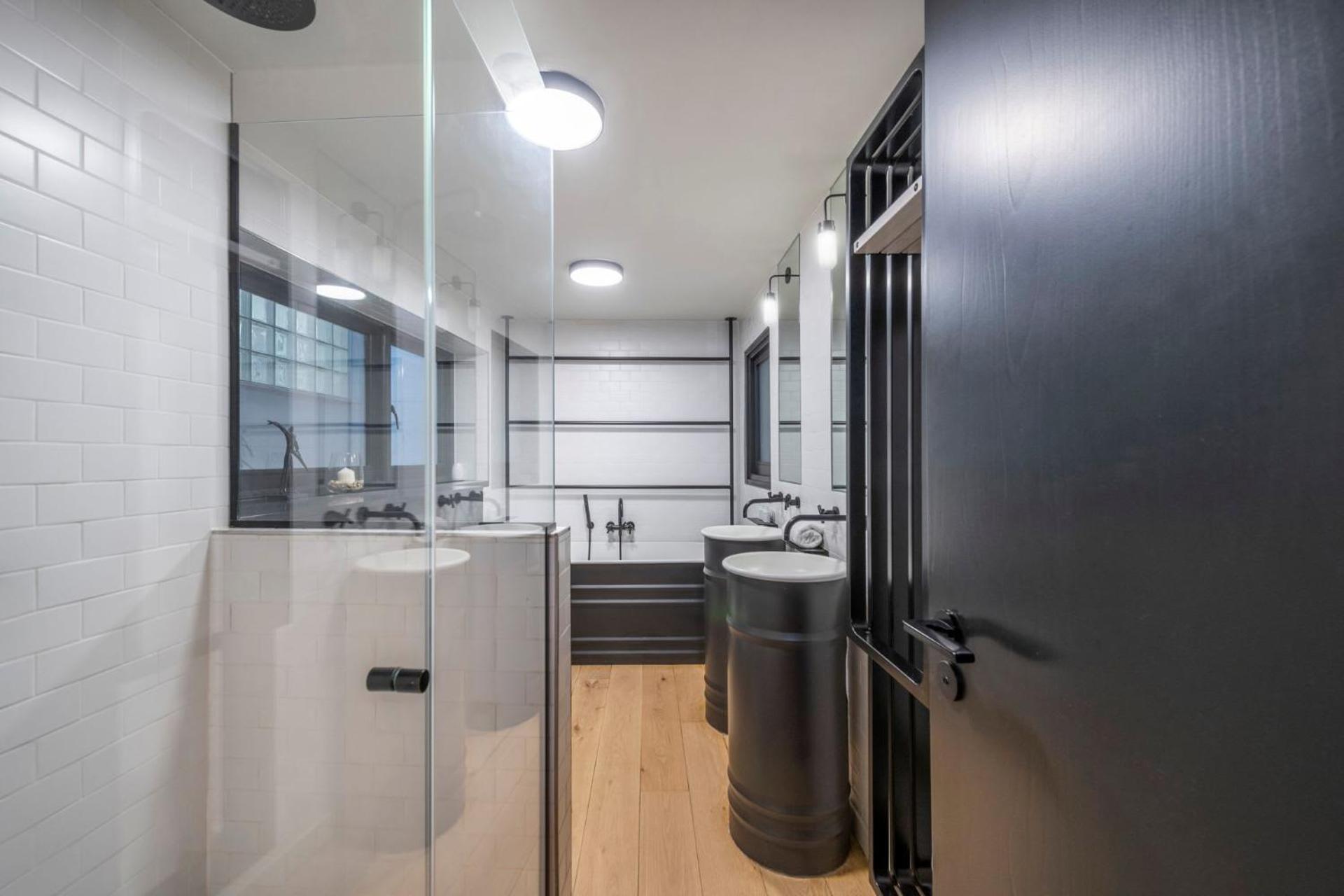 The Insta Playhouse - Covent Garden - by Frankie Says