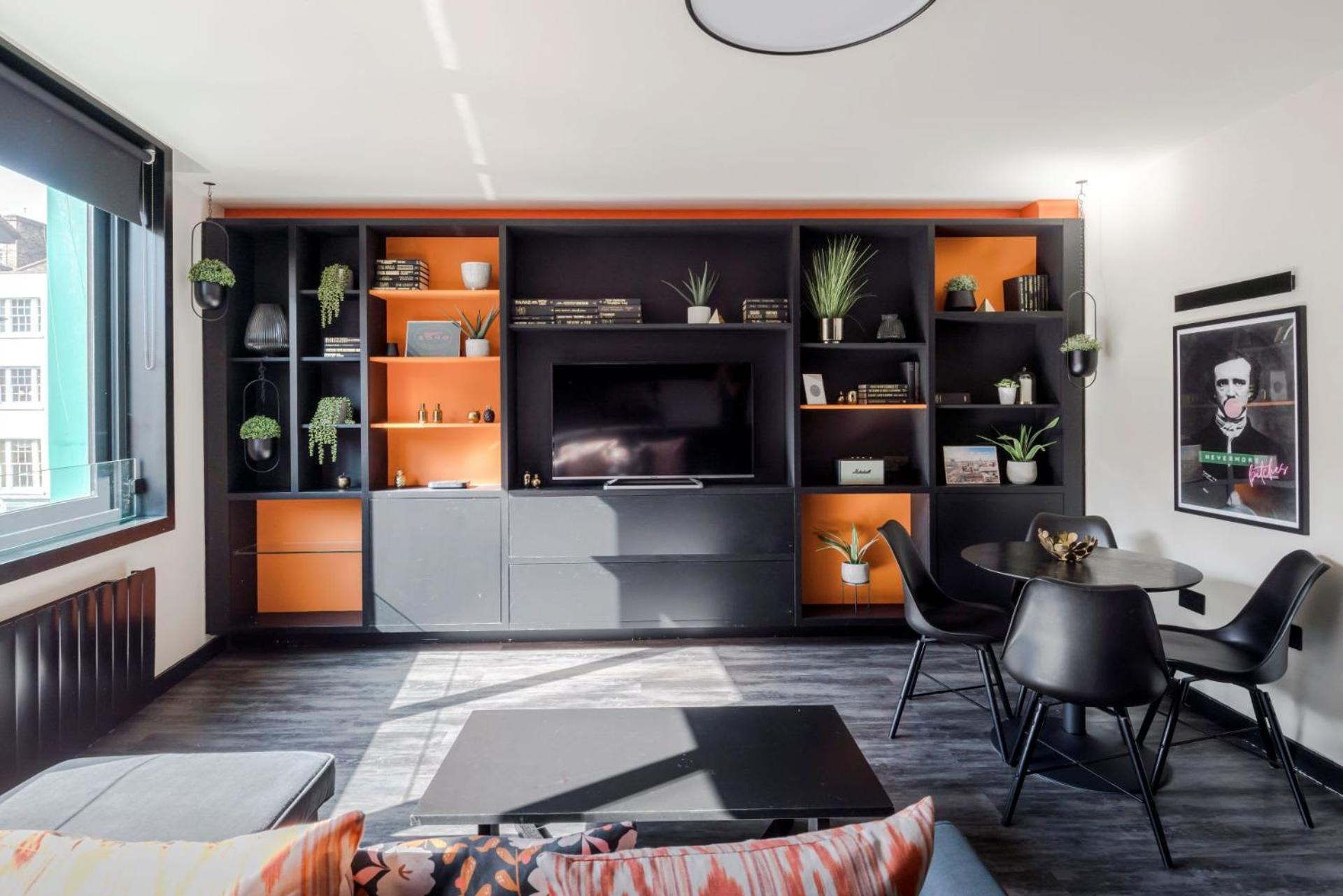 The Peaches & Cream - Soho - by Frankie Says