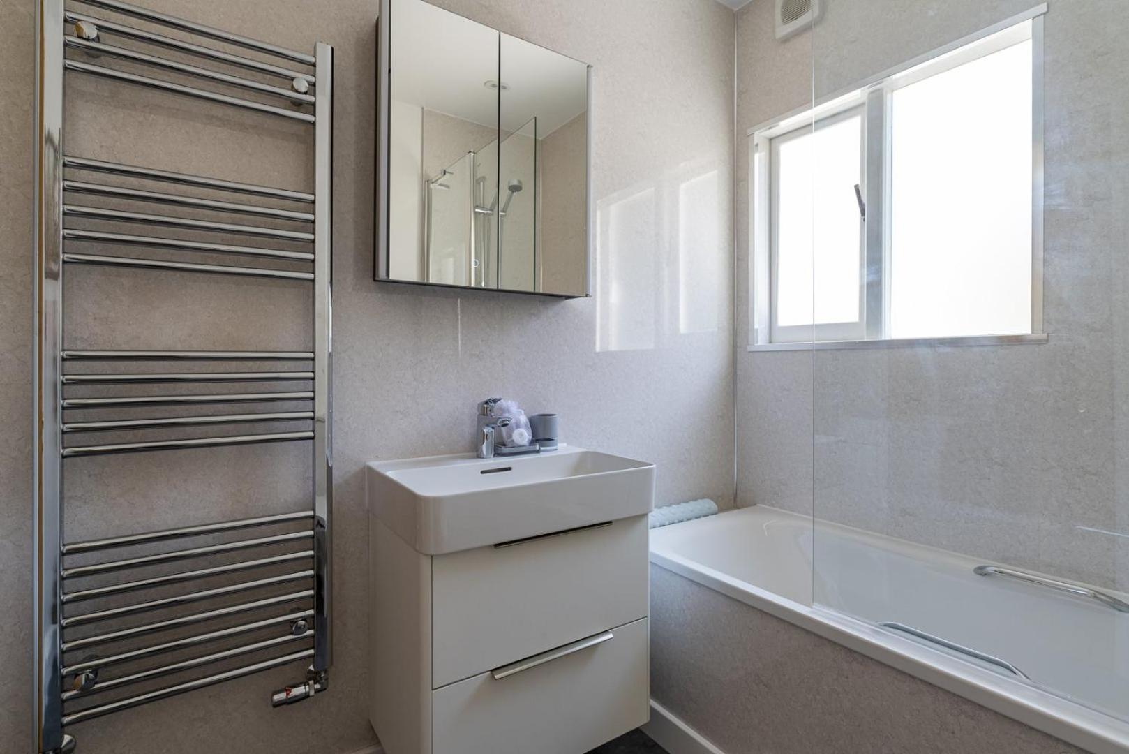 GuestReady - Broughton retreat with garden