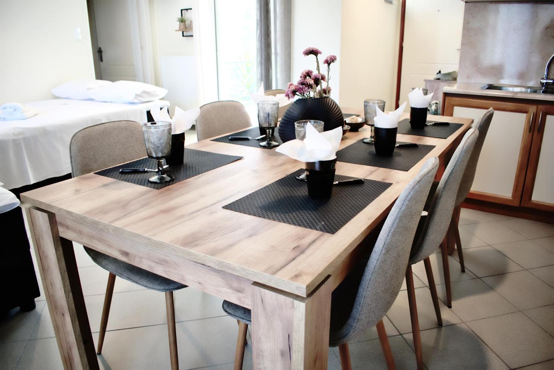 Helen - The Spartan Home